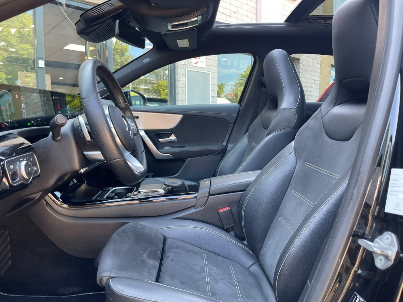 Foto van Mercedes-Benz A 250 E