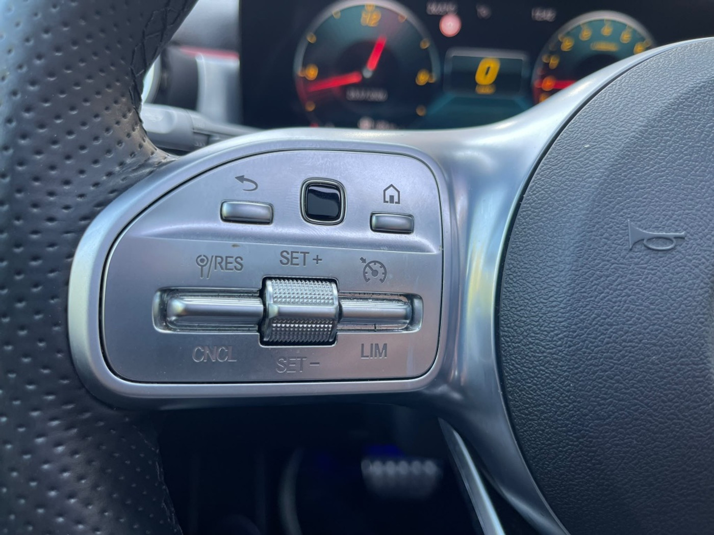 Foto van Mercedes-Benz A 250 E