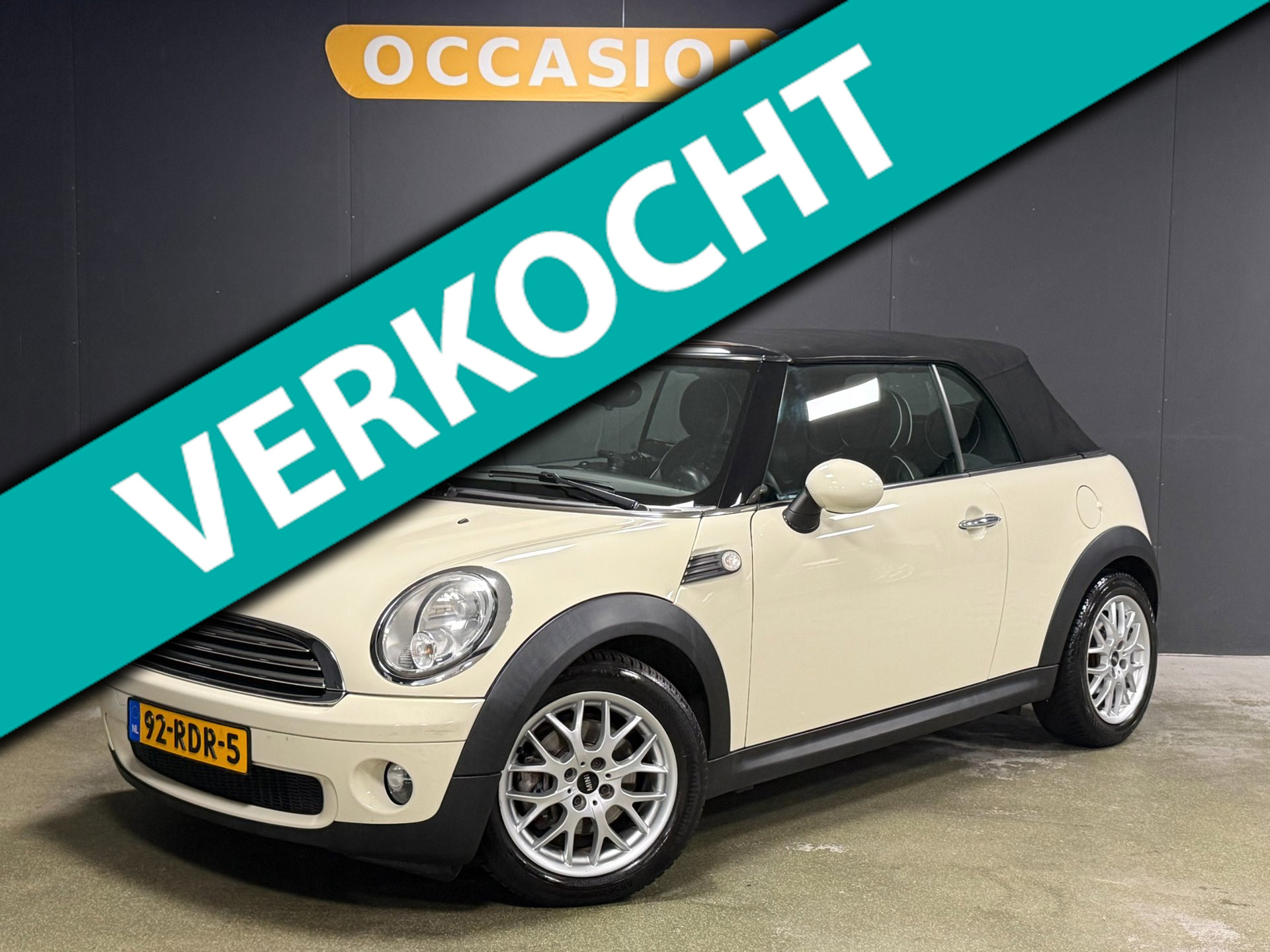 Mini Mini Cabrio 1.6 Cooper 2009 - voorkant