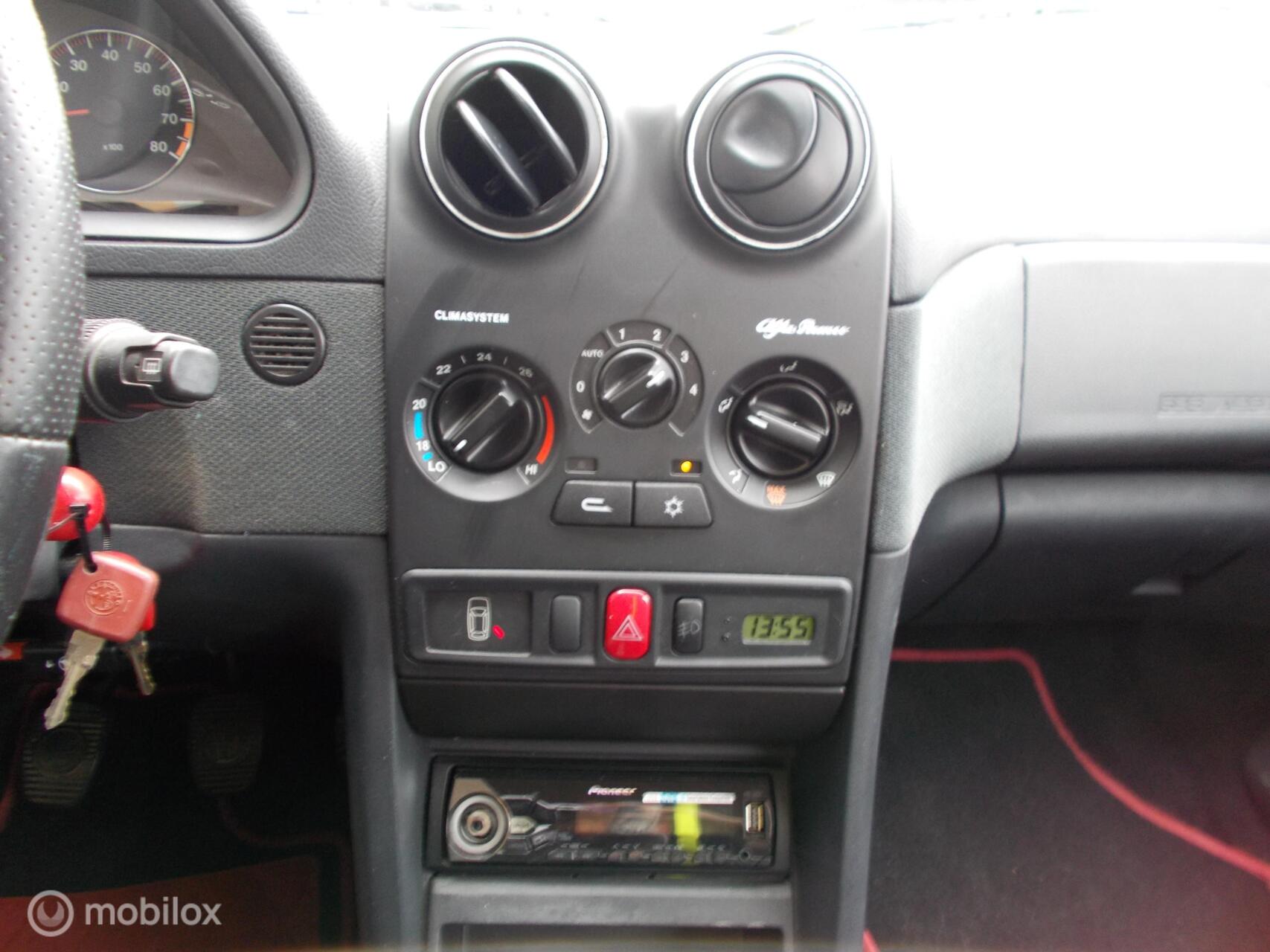 Foto van Alfa Romeo Alfa Romeo 146