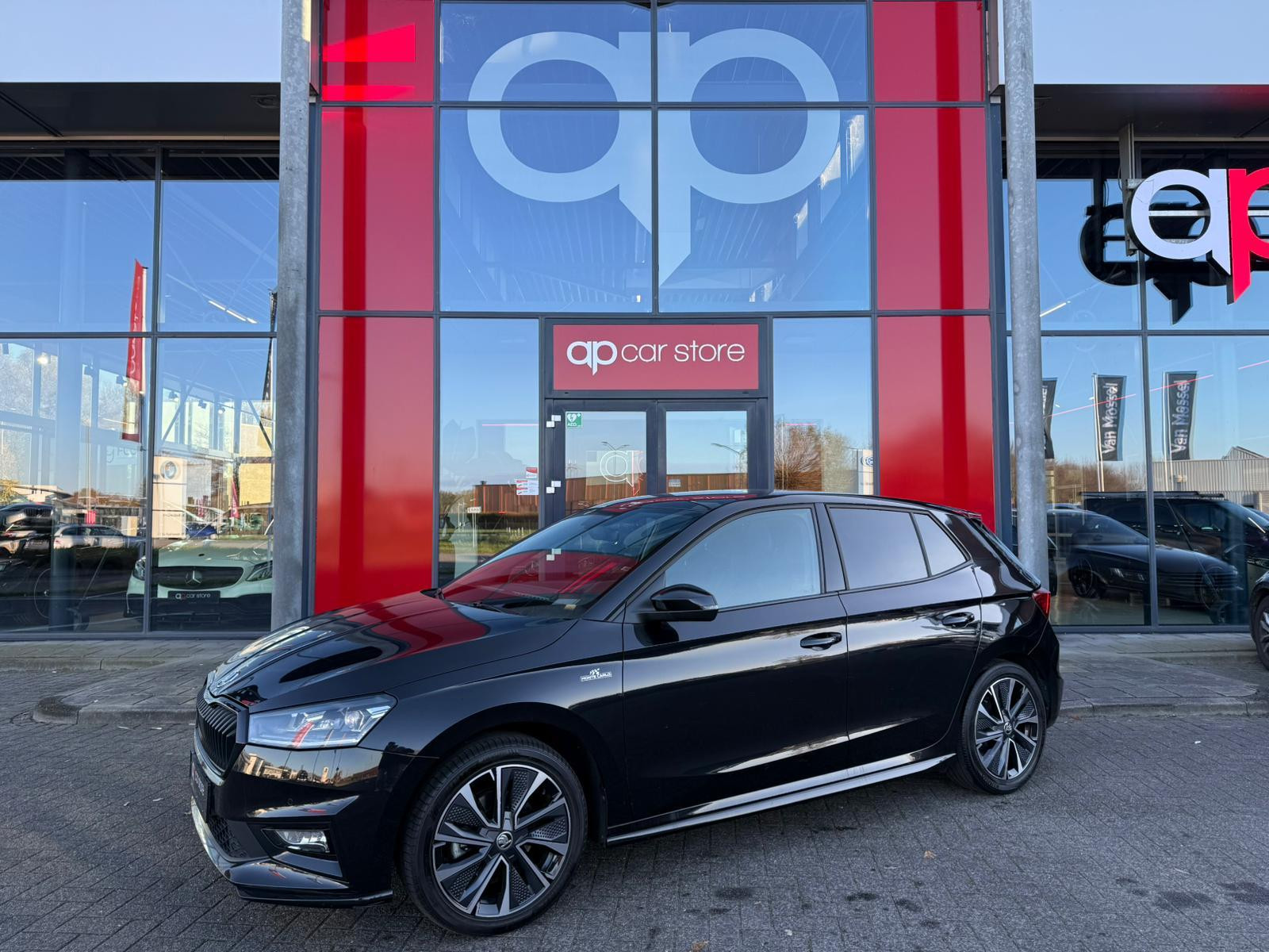 Skoda Fabia 1.0 TSI Monte Carlo 2024 - voorkant