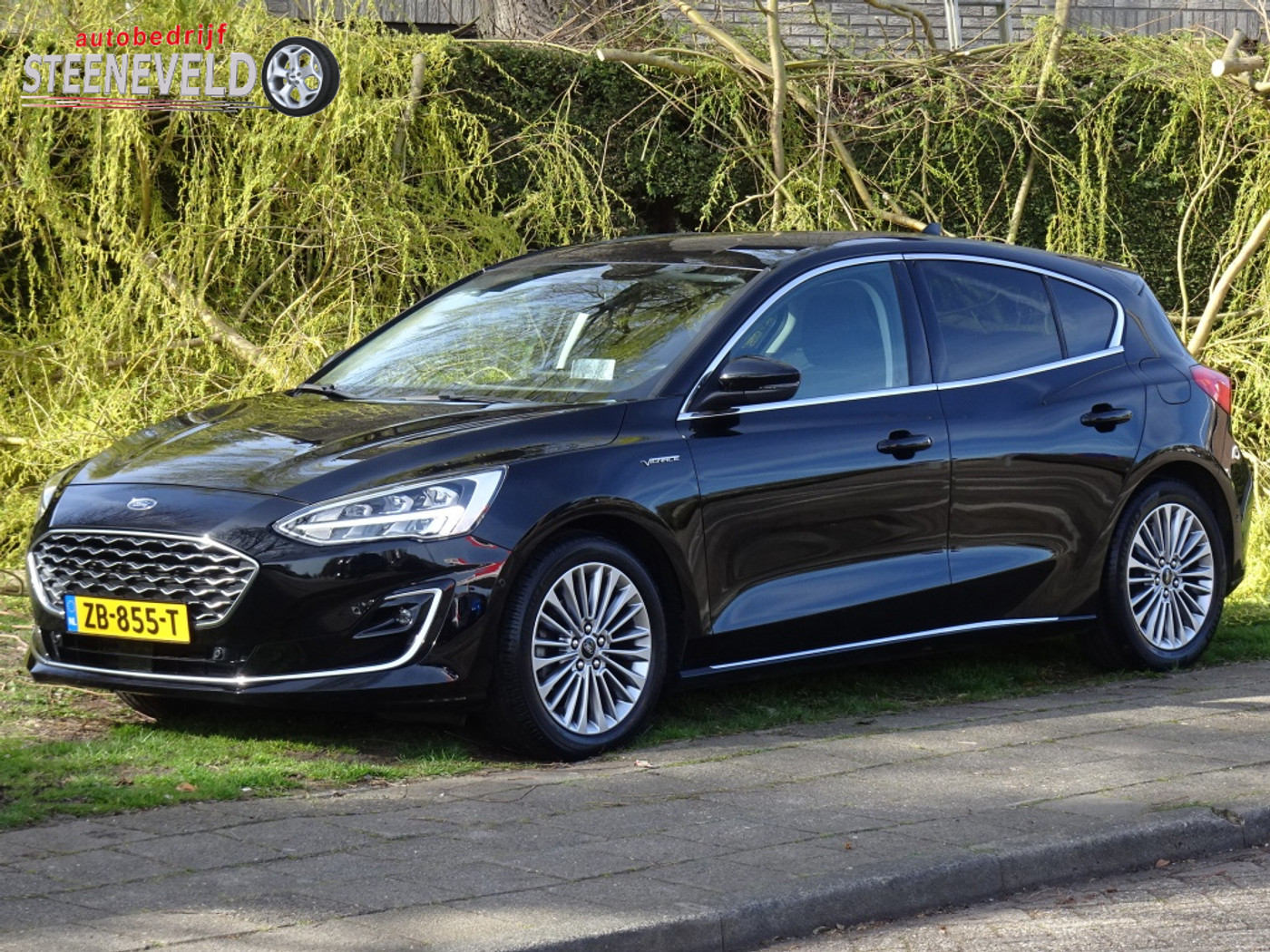 Ford Focus 1.0 125pk Vignale met Head-Up, Leer en Camera 2019 - voorkant