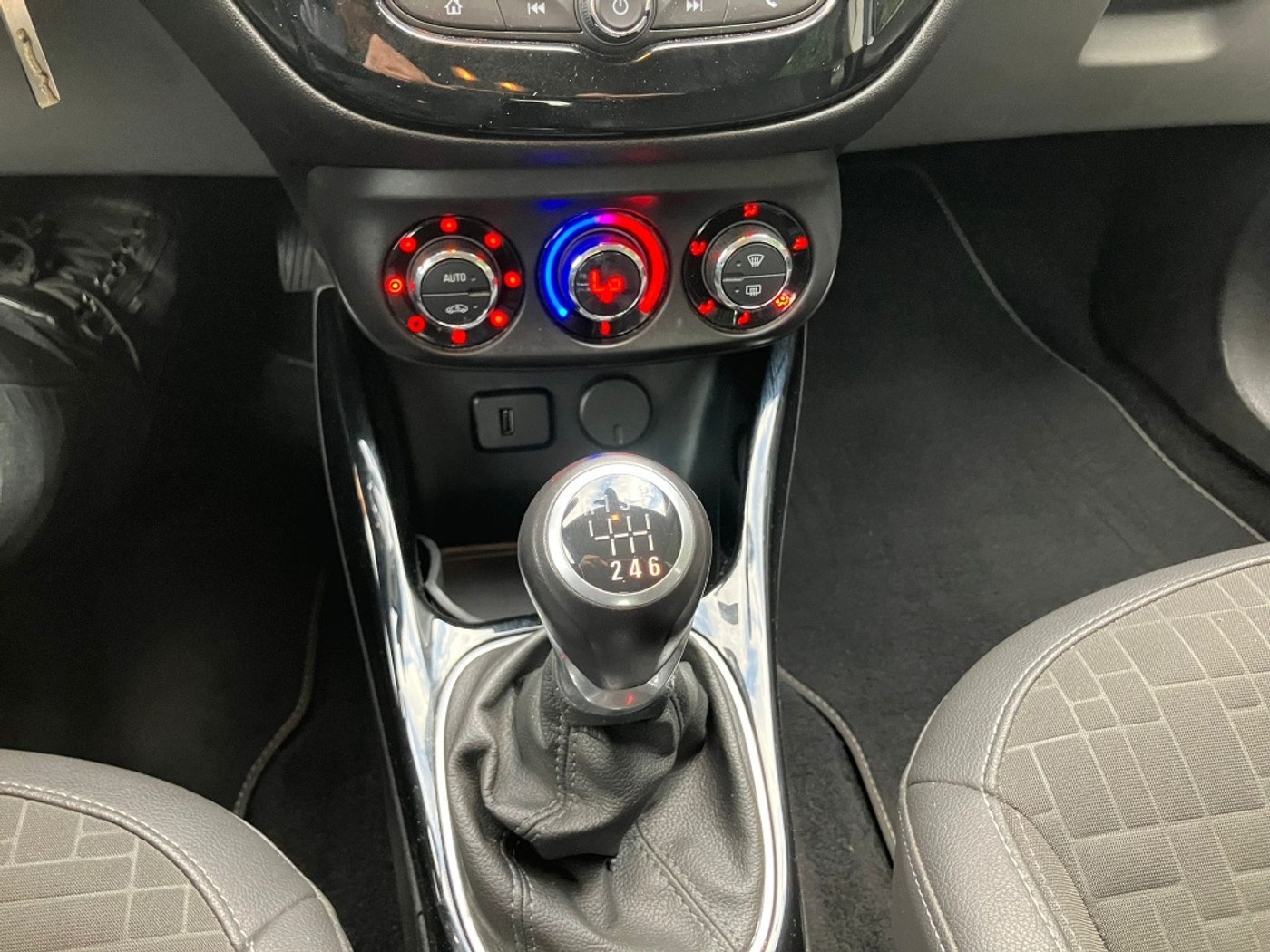 Foto van Opel Corsa-e
