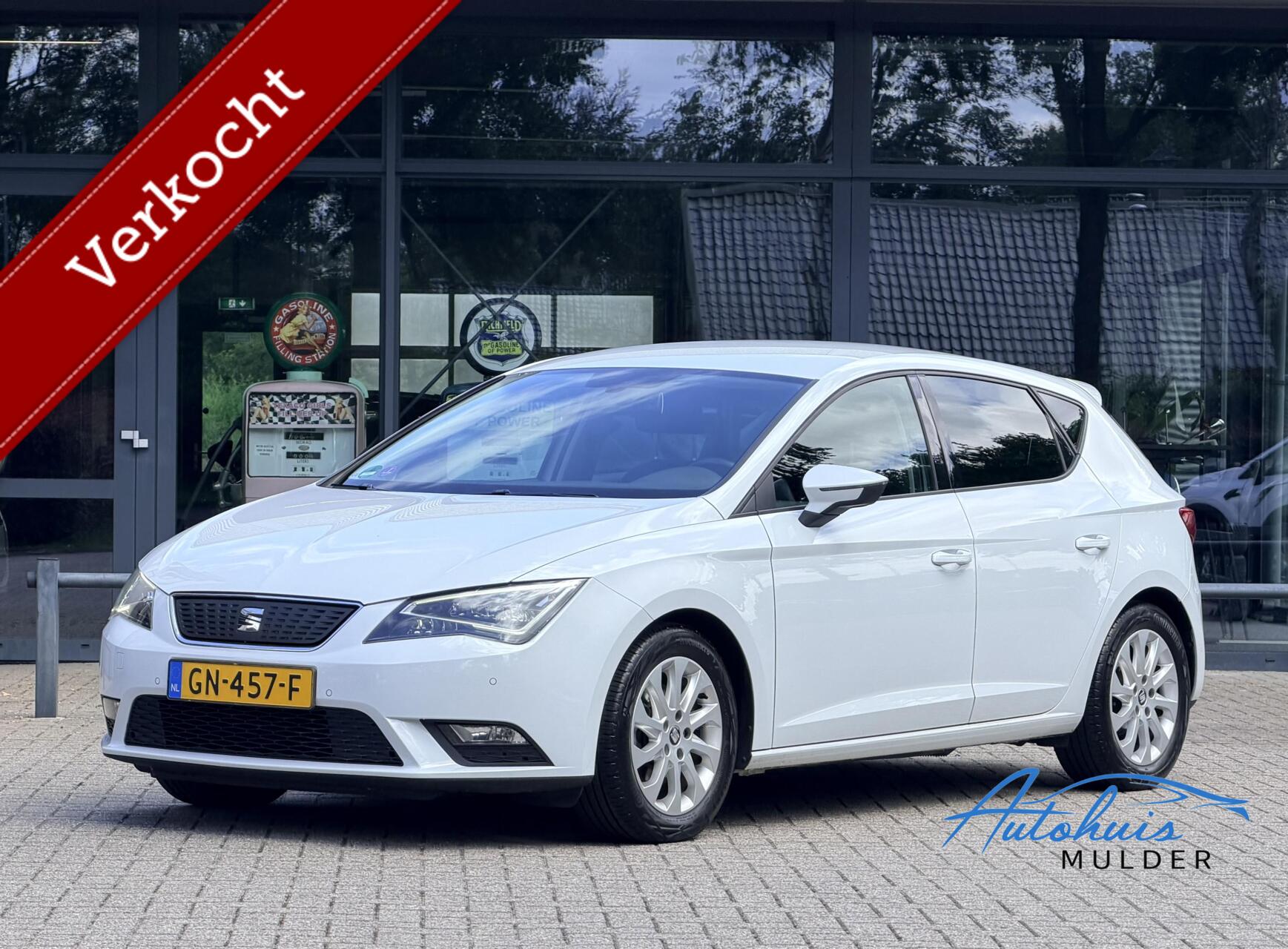 Seat Leon 1.0 EcoTSI Style Connect | Cruise | Led |Camera | Trekhaak 2015 - voorkant