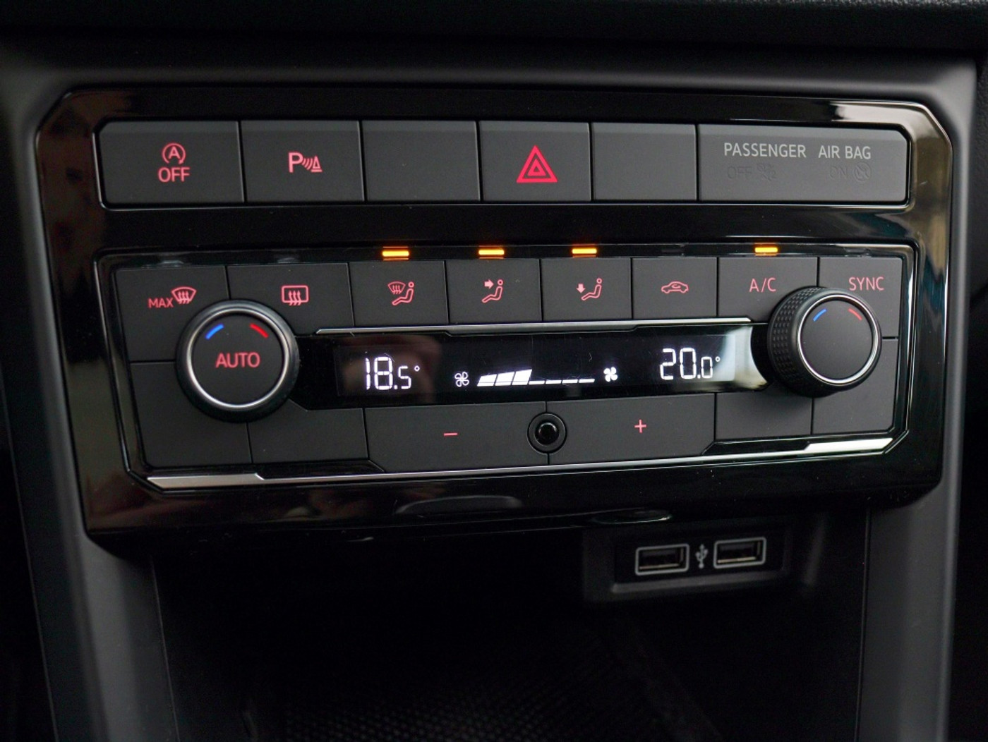 Foto van Volkswagen T-cross