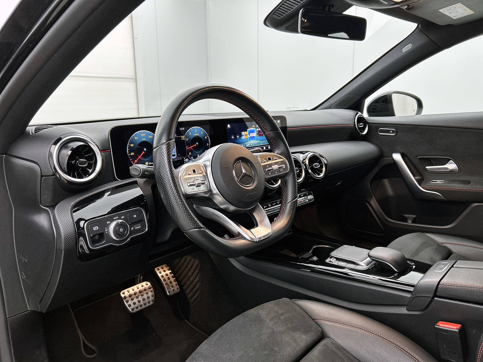 Foto van Mercedes-Benz A 200