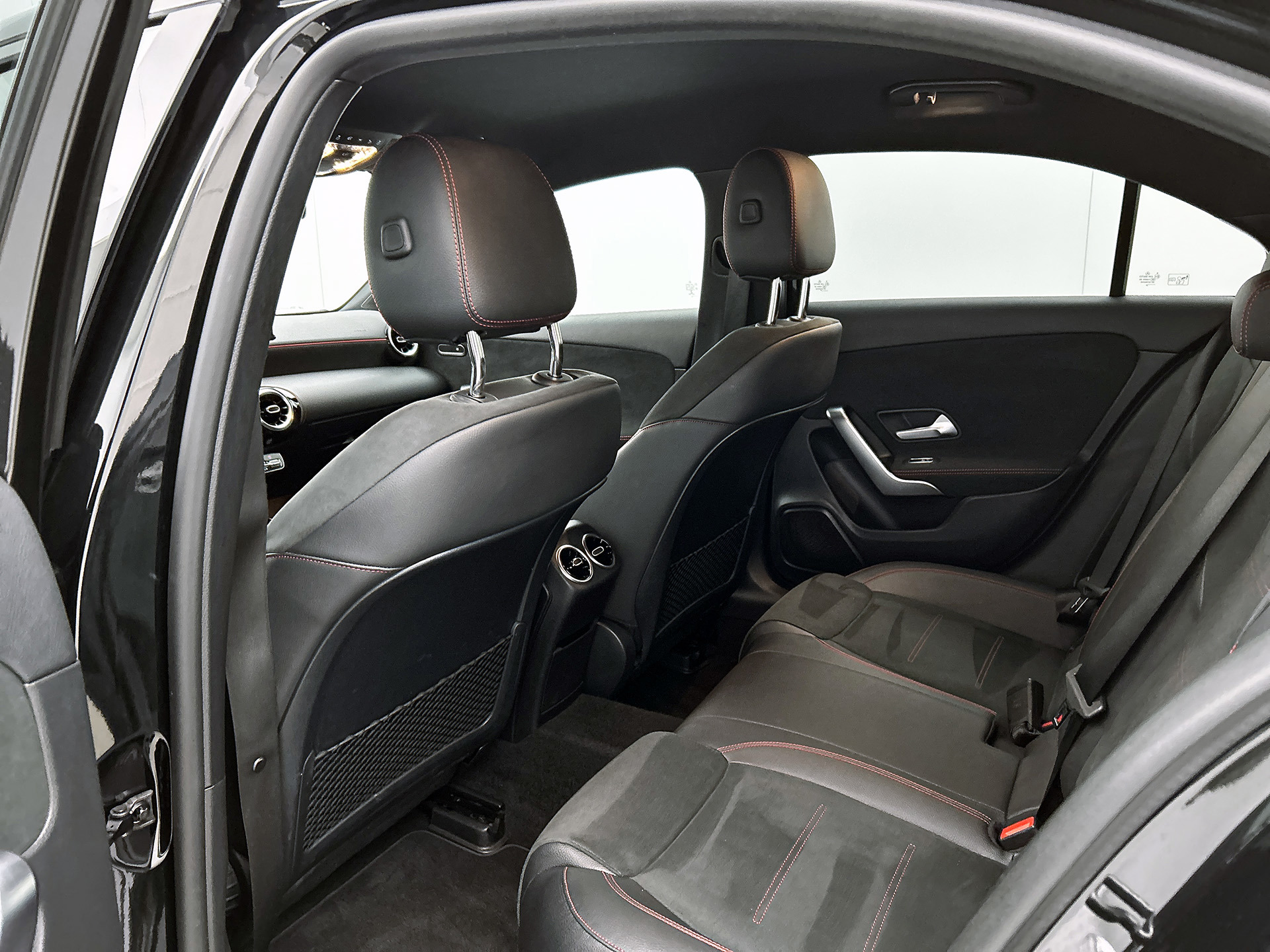 Foto van Mercedes-Benz A 200