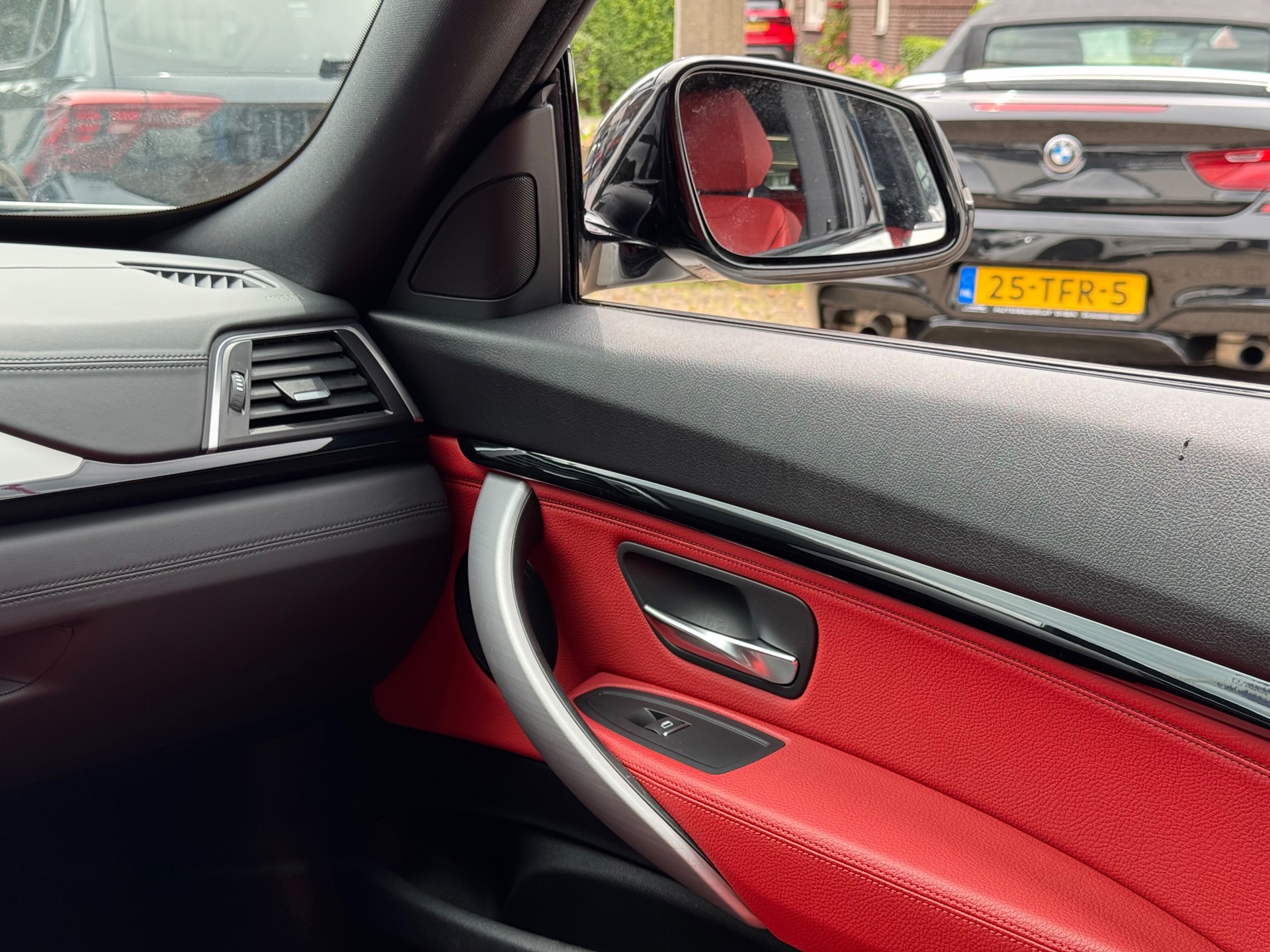 Foto van BMW 320i