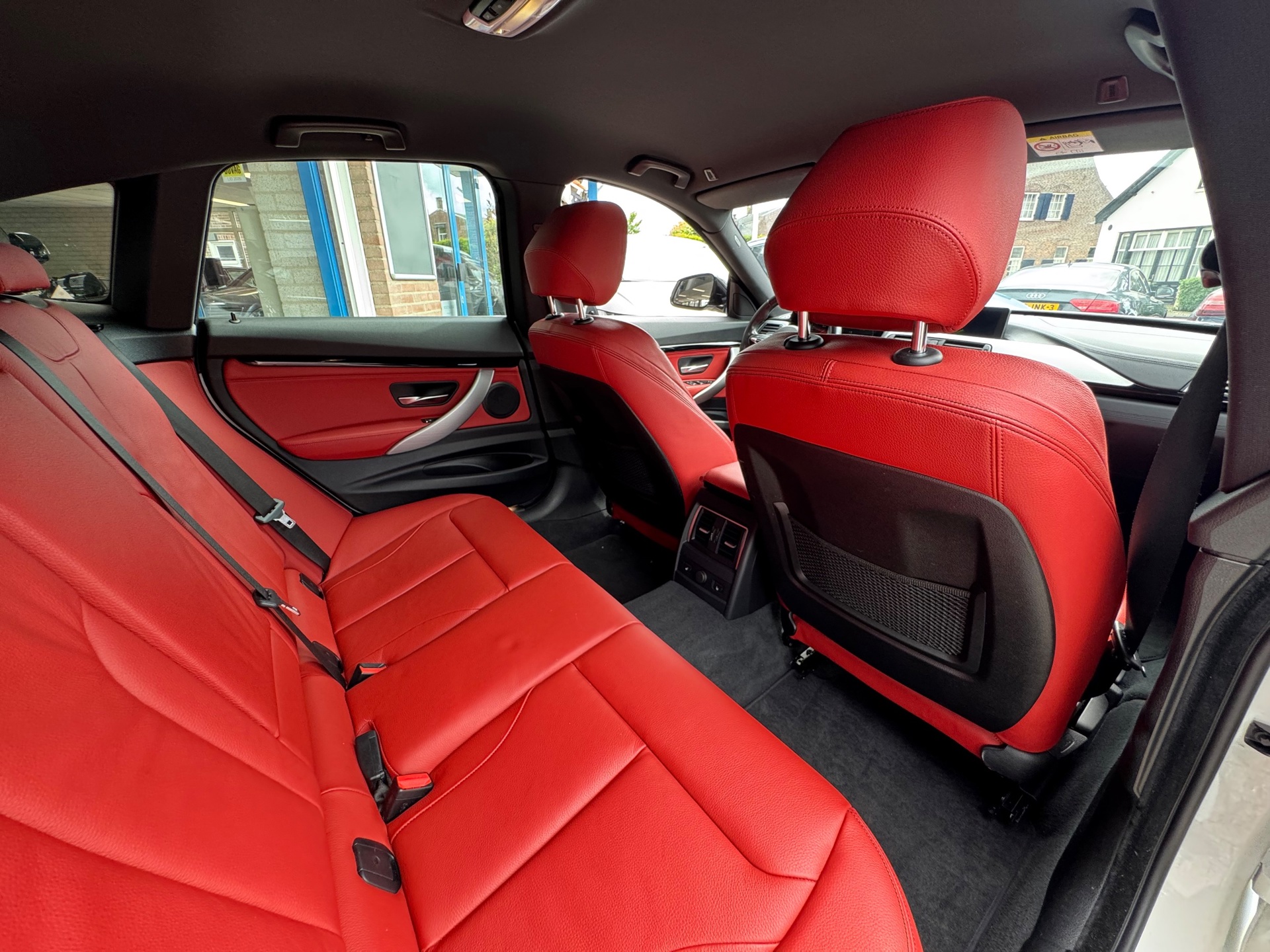 Foto van BMW 320i