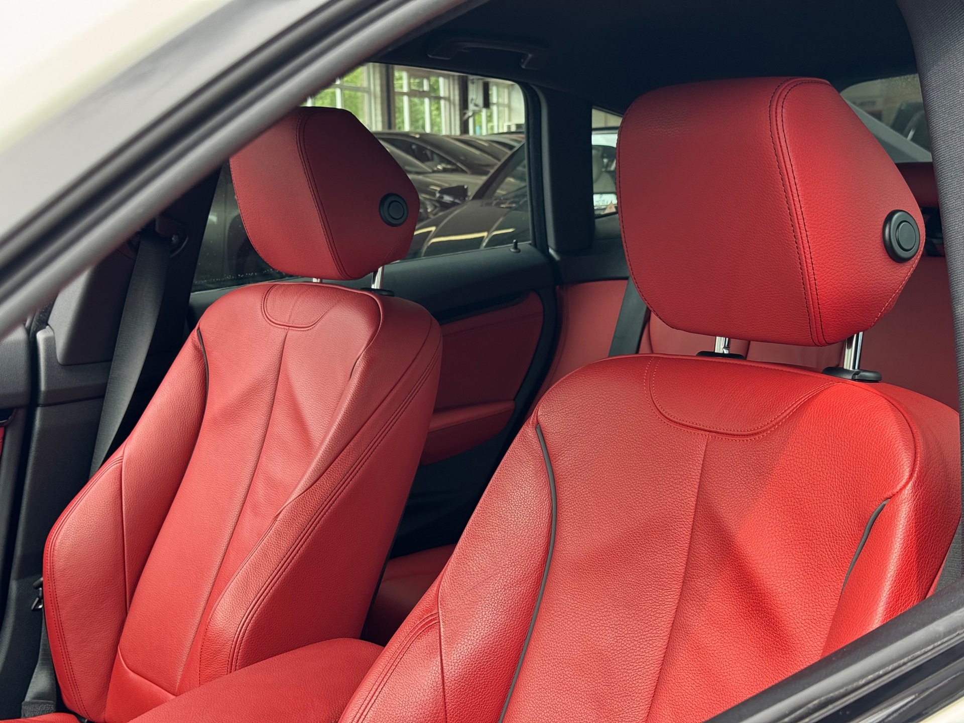 Foto van BMW 320i