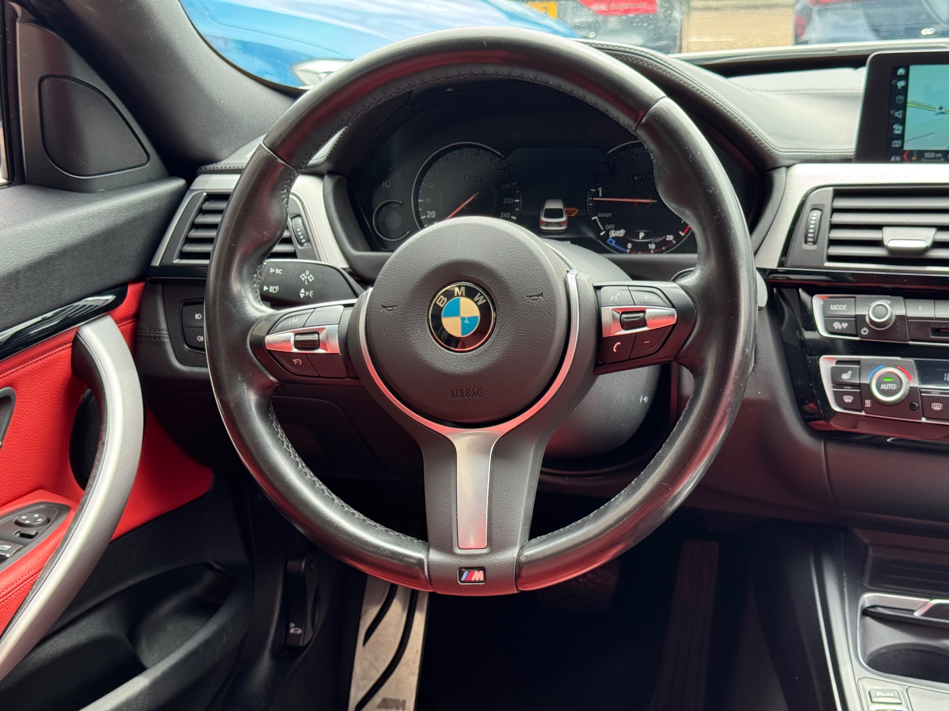 Foto van BMW 320i