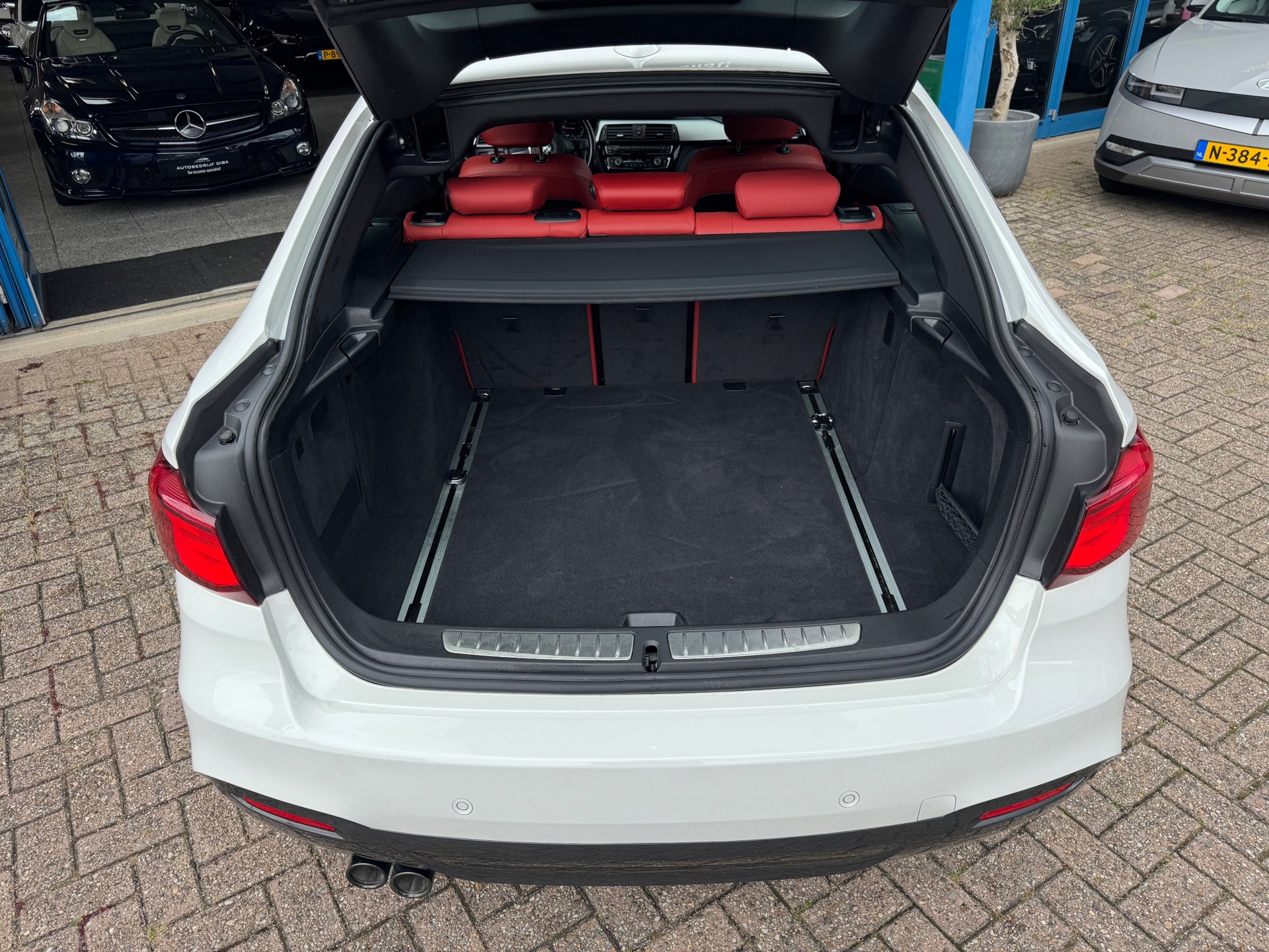 Foto van BMW 320i