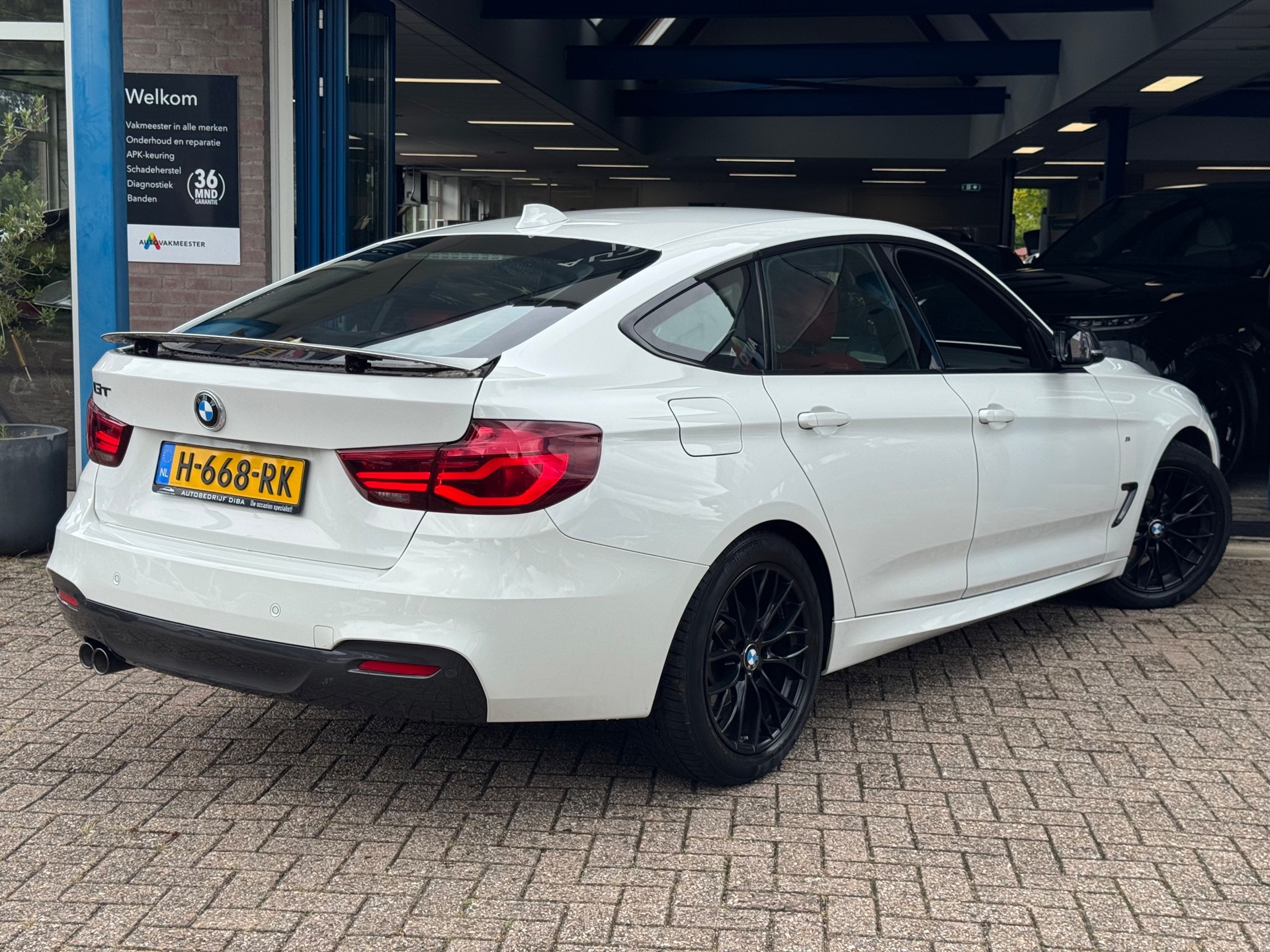 Foto van BMW 320i