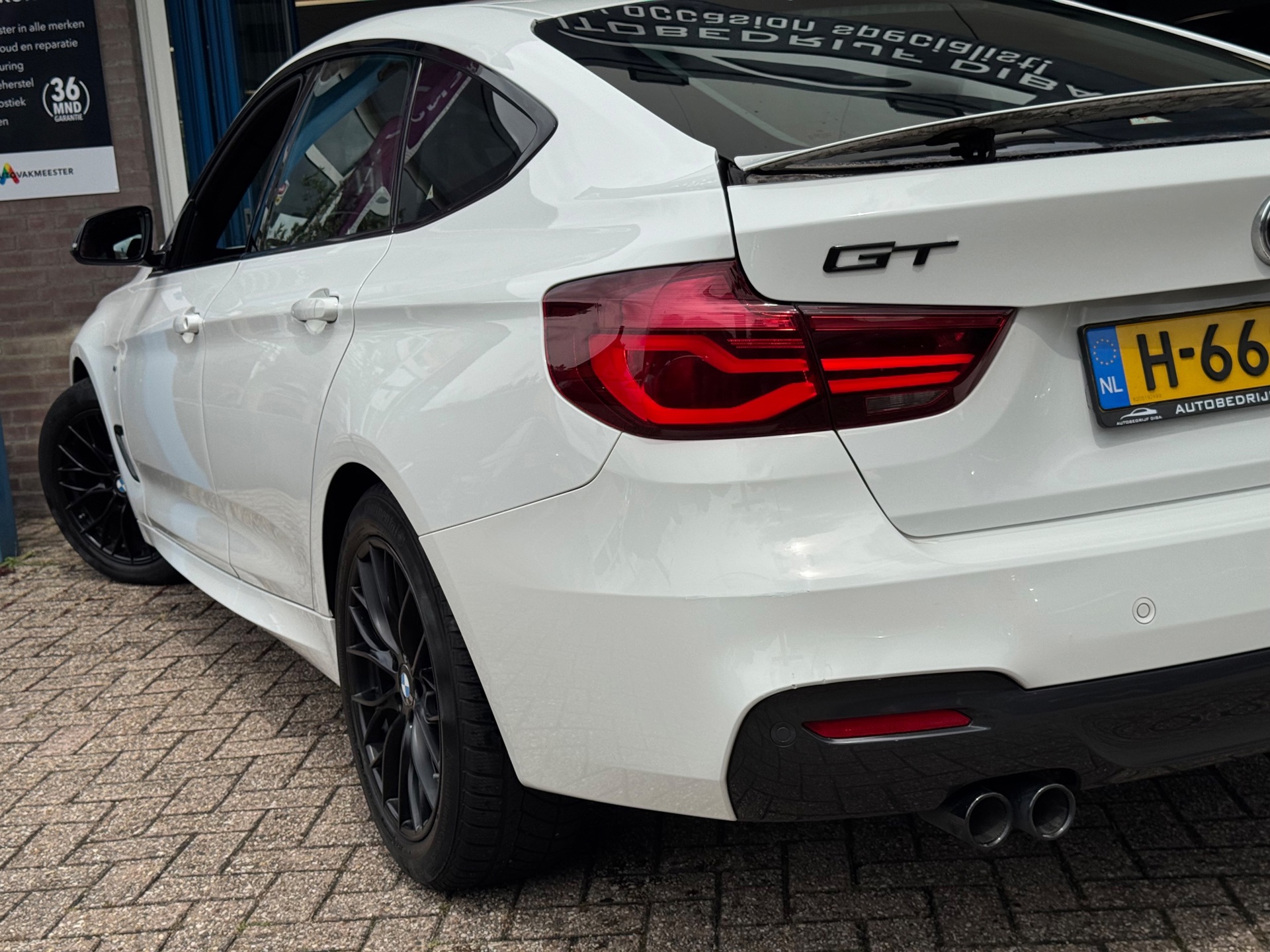 Foto van BMW 320i