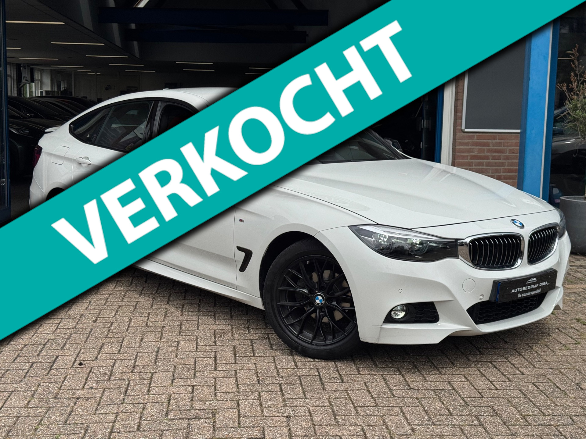 BMW 320i 320i High Executive 2020 AUT NAP! 2020 - voorkant