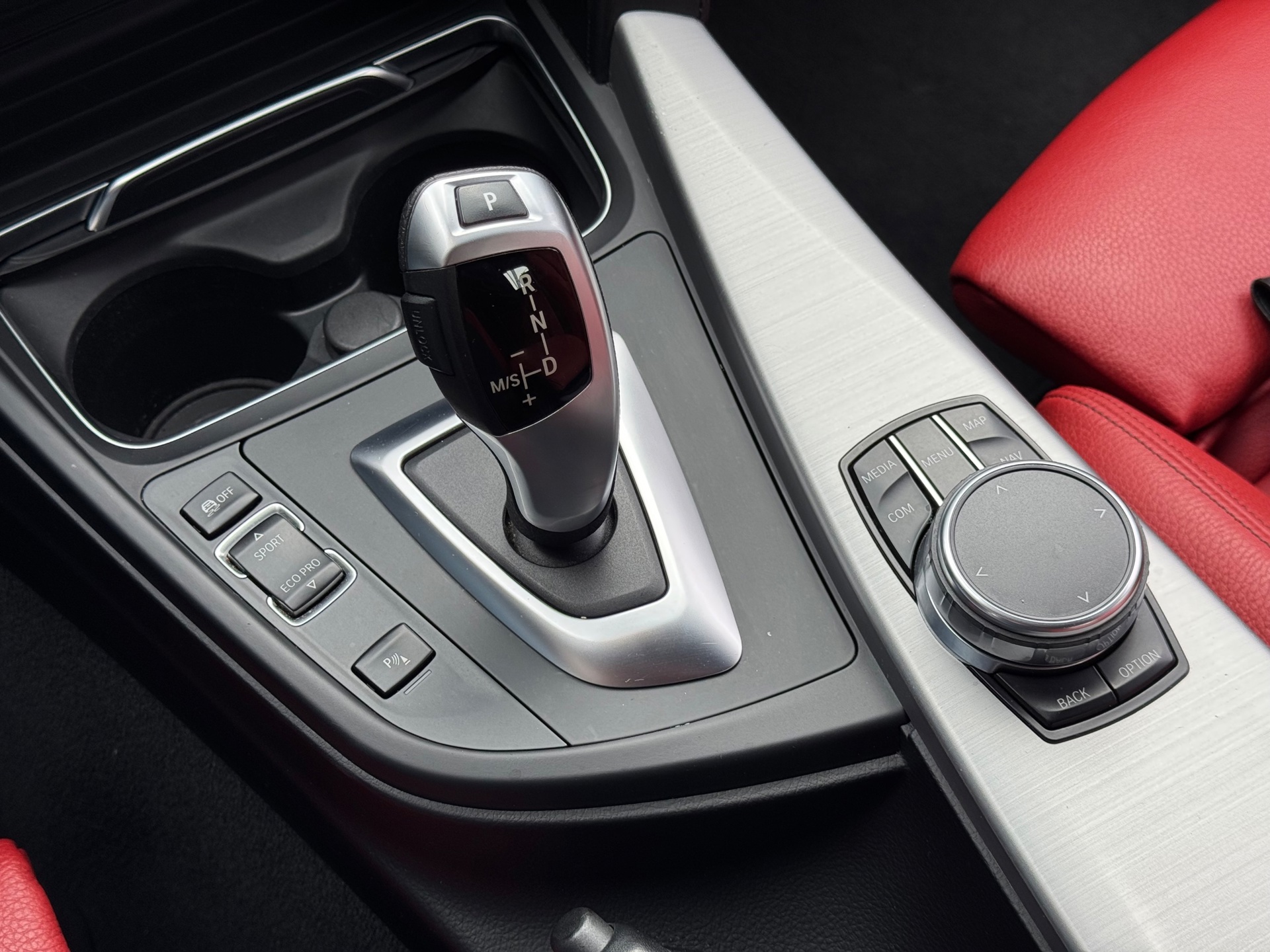 Foto van BMW 320i
