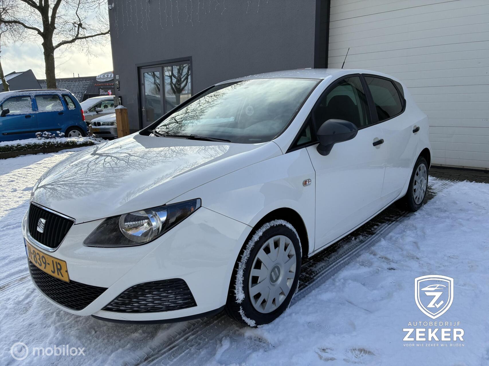 Seat Ibiza 1.2 benzine / NIEUWE APK / NIEUWE KOPPELING / 2009 - voorkant