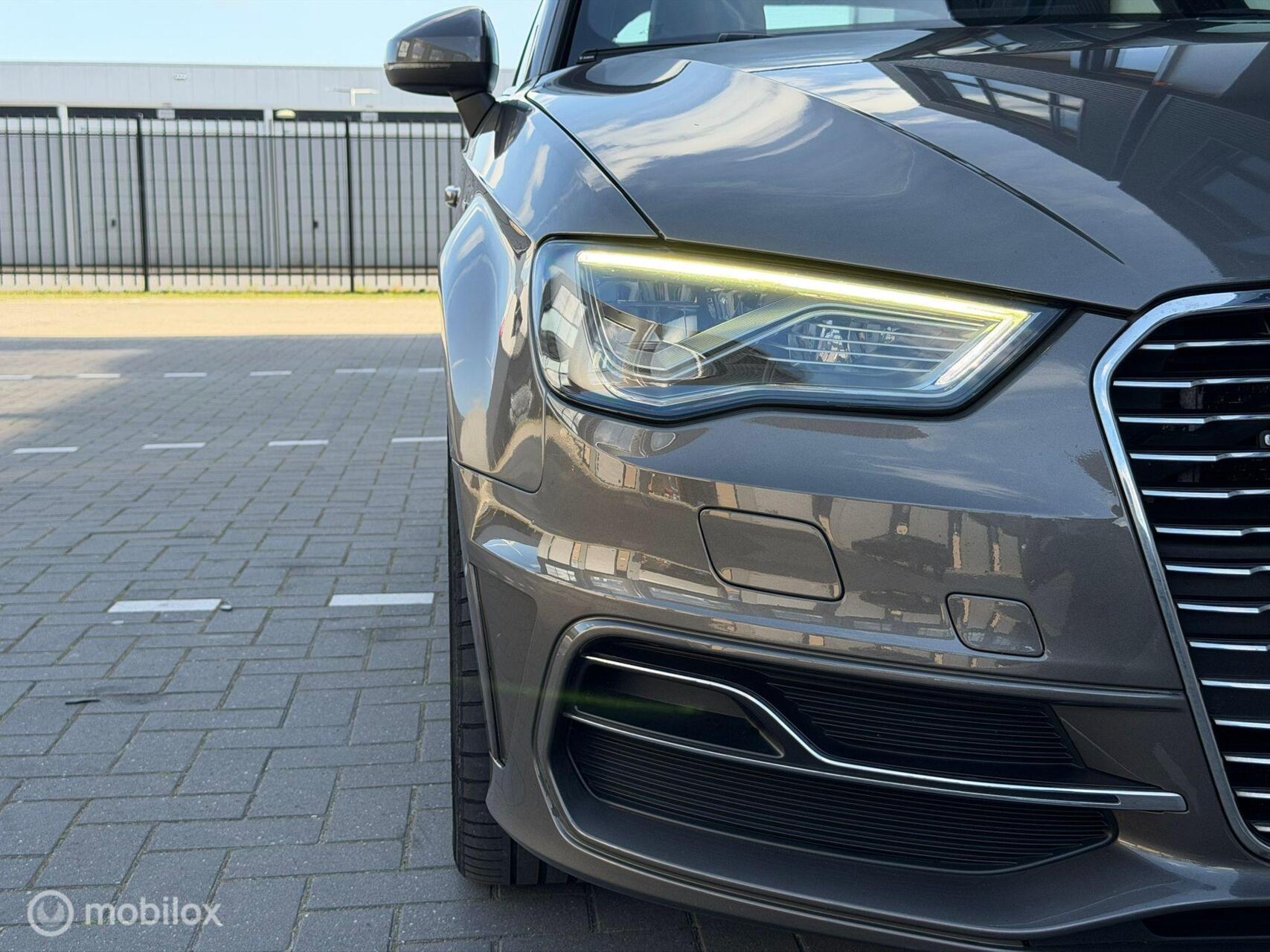 Foto van Audi A3 Sportback E-tron