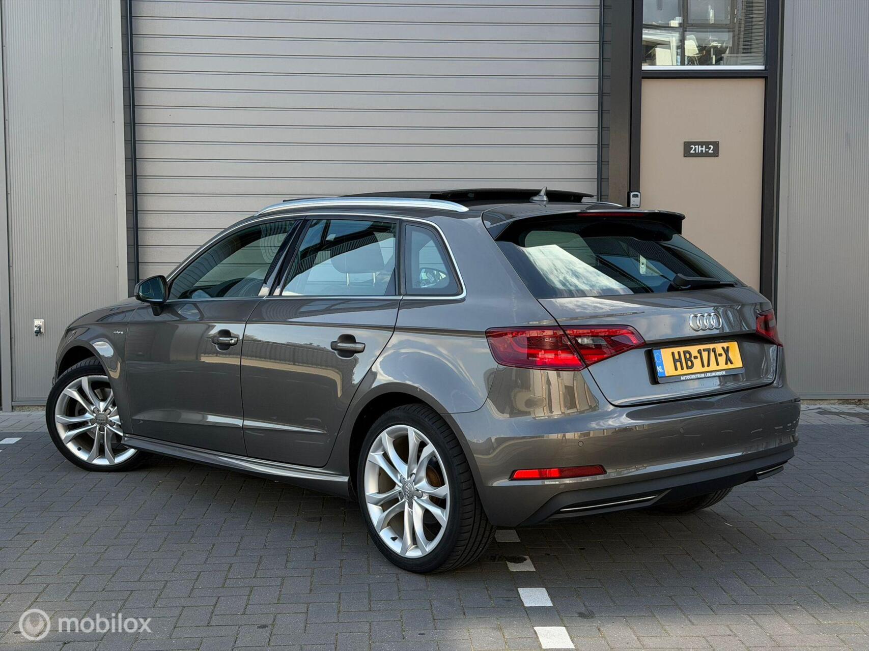 Foto van Audi A3 Sportback E-tron