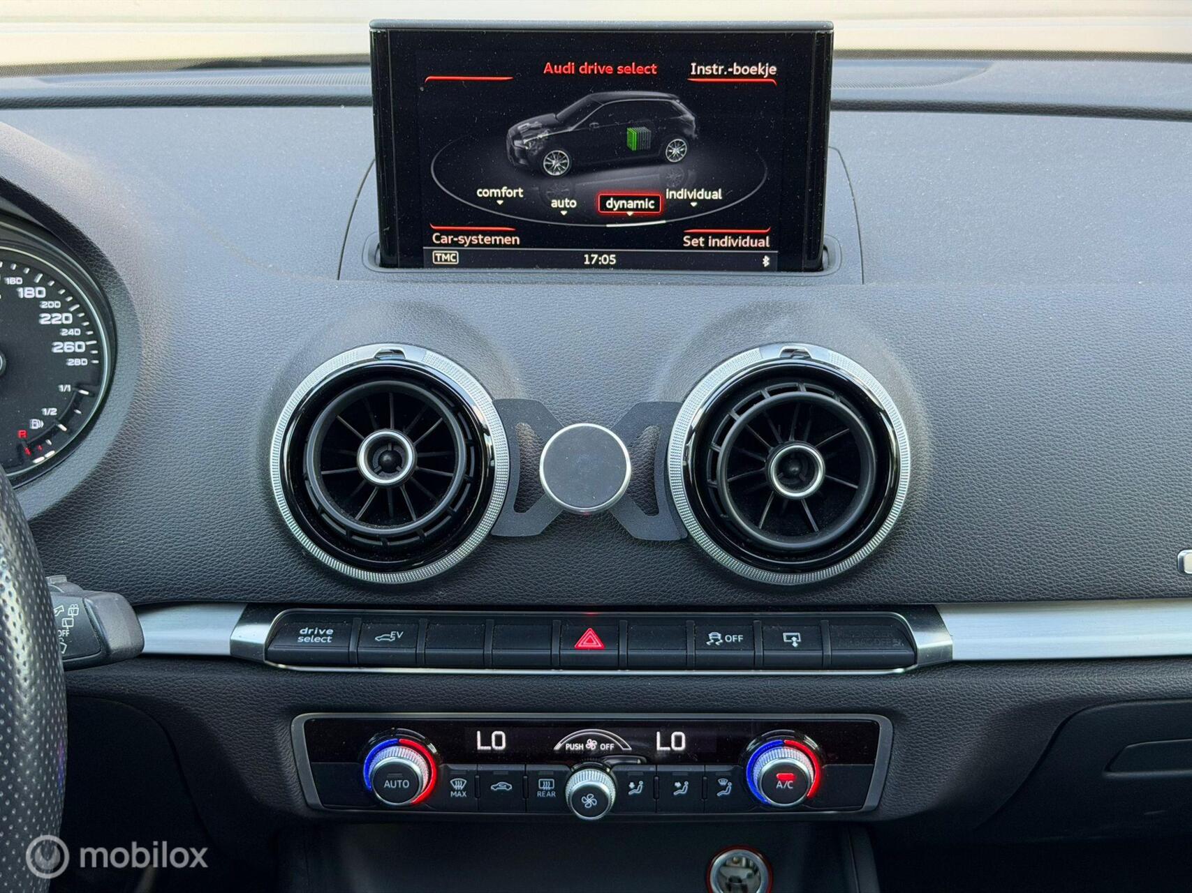 Foto van Audi A3 Sportback E-tron
