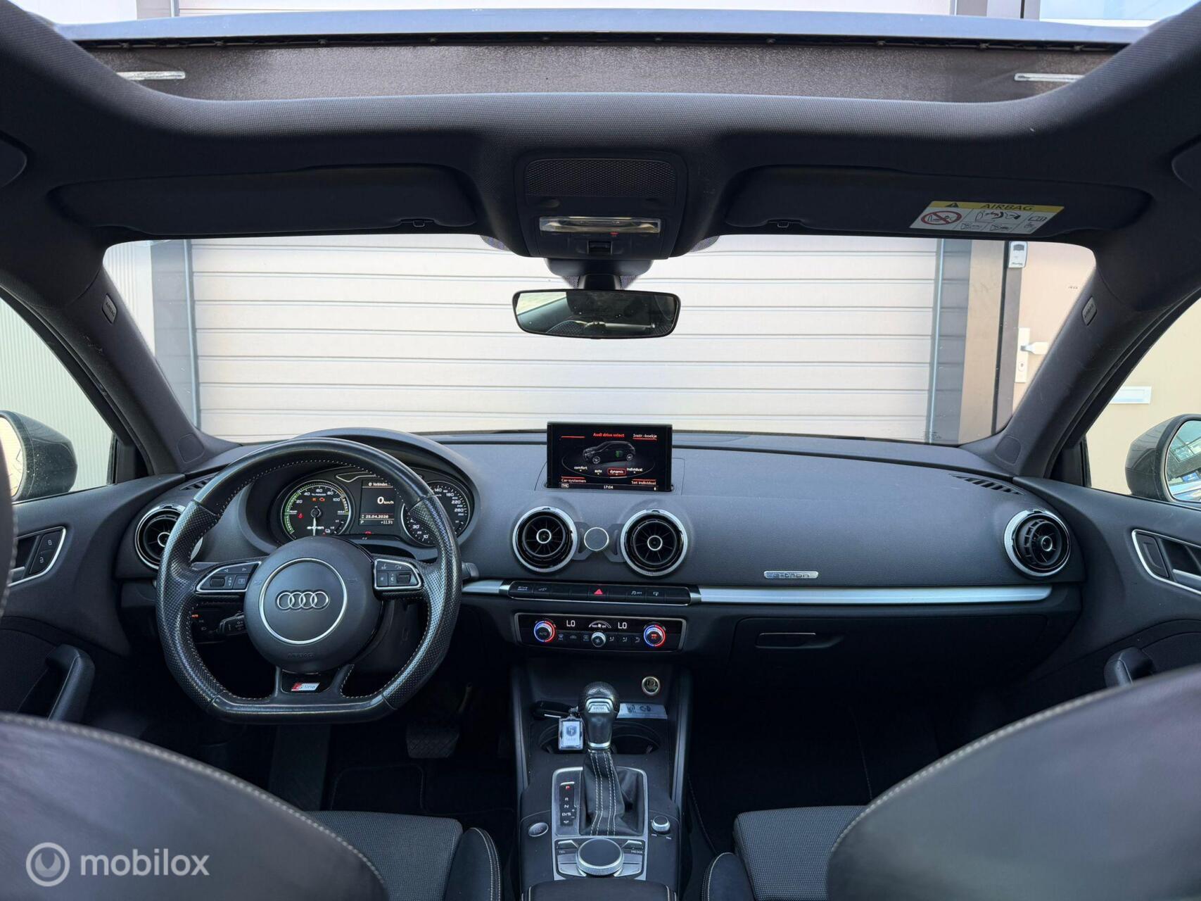 Foto van Audi A3 Sportback E-tron