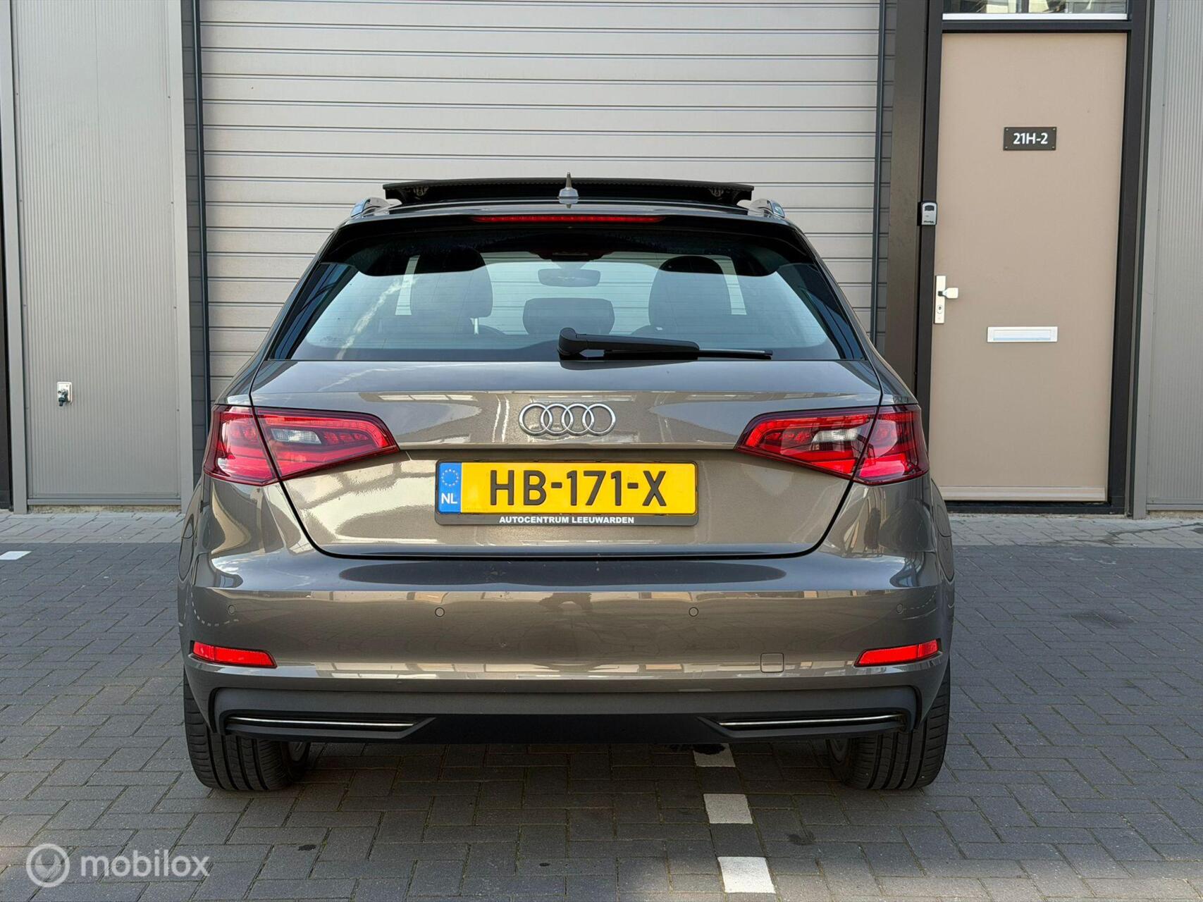 Foto van Audi A3 Sportback E-tron