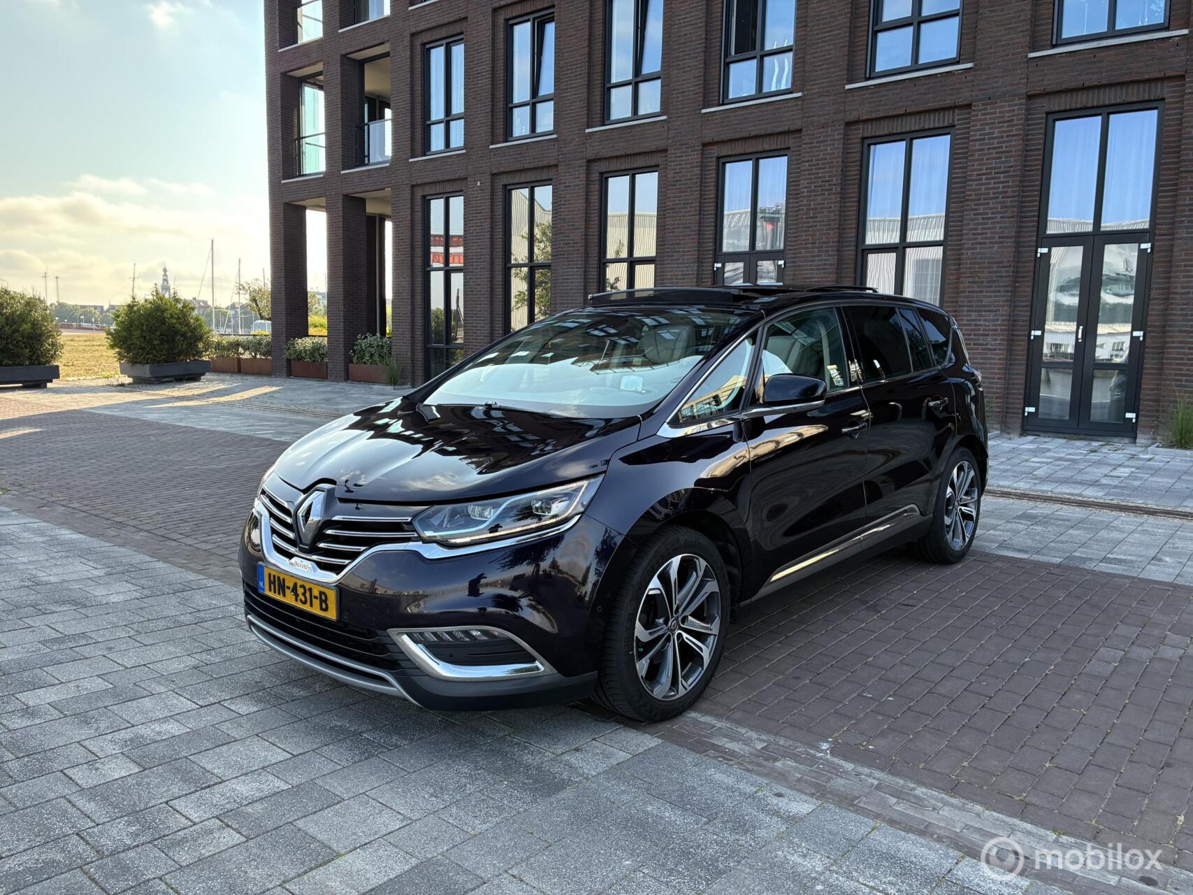 Renault Espace 1.6 TCe Initiale Paris 7p. pano Clima Cruise 2015 - voorkant