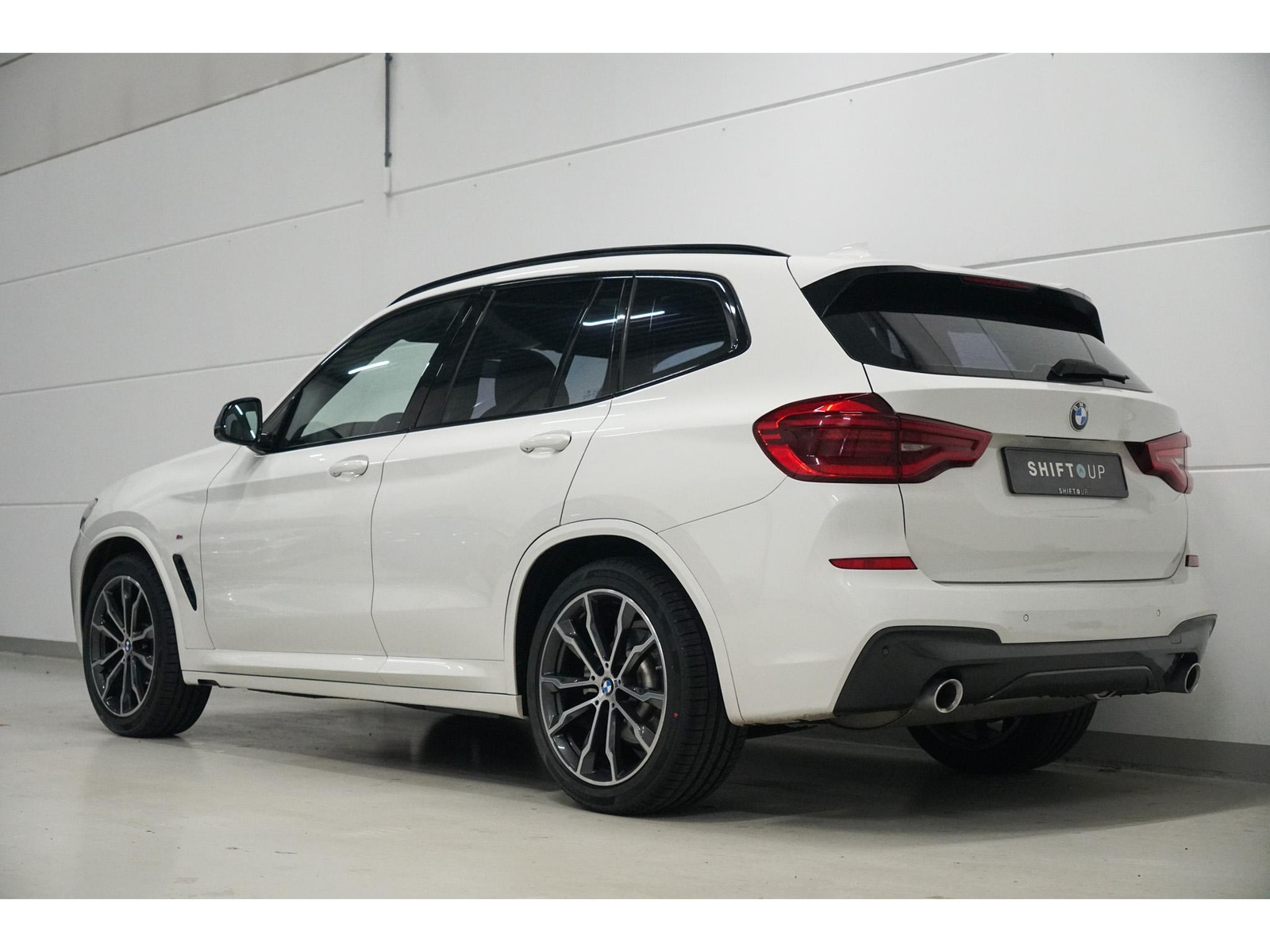 Foto van BMW X3 Xdrive20i