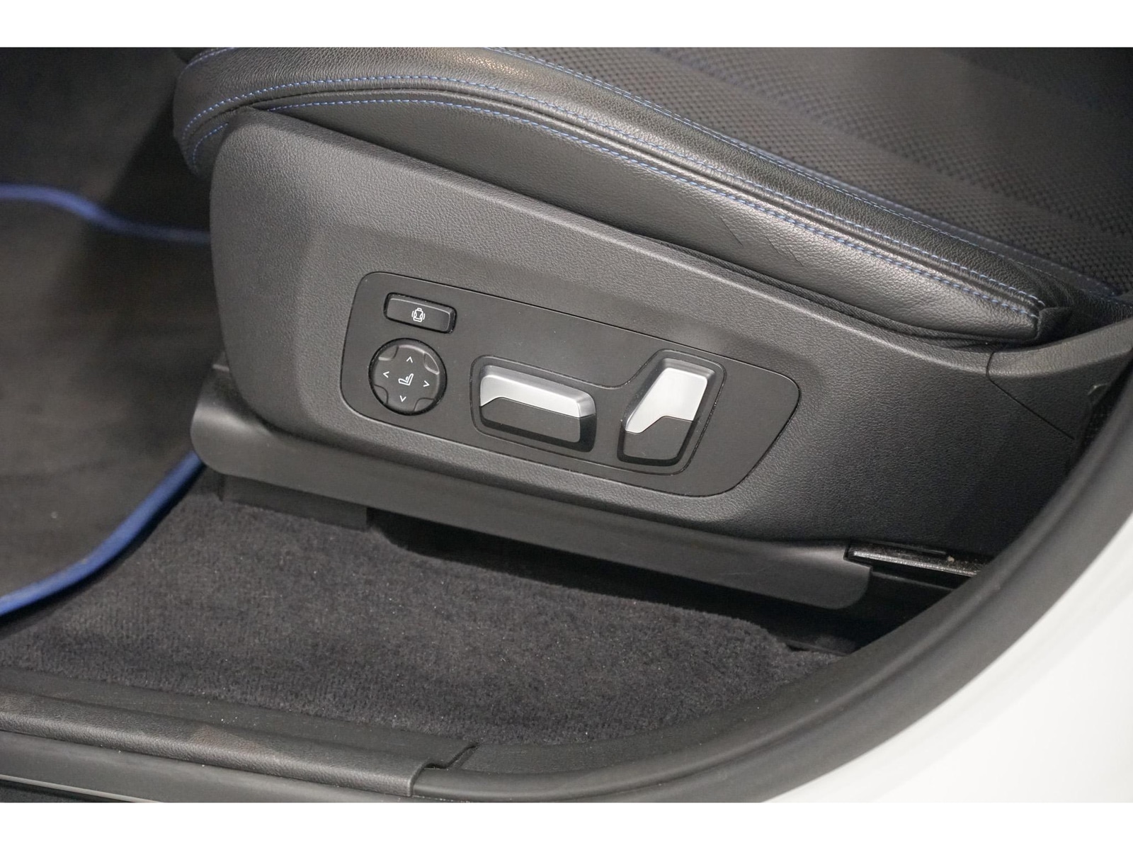 Foto van BMW X3 Xdrive20i