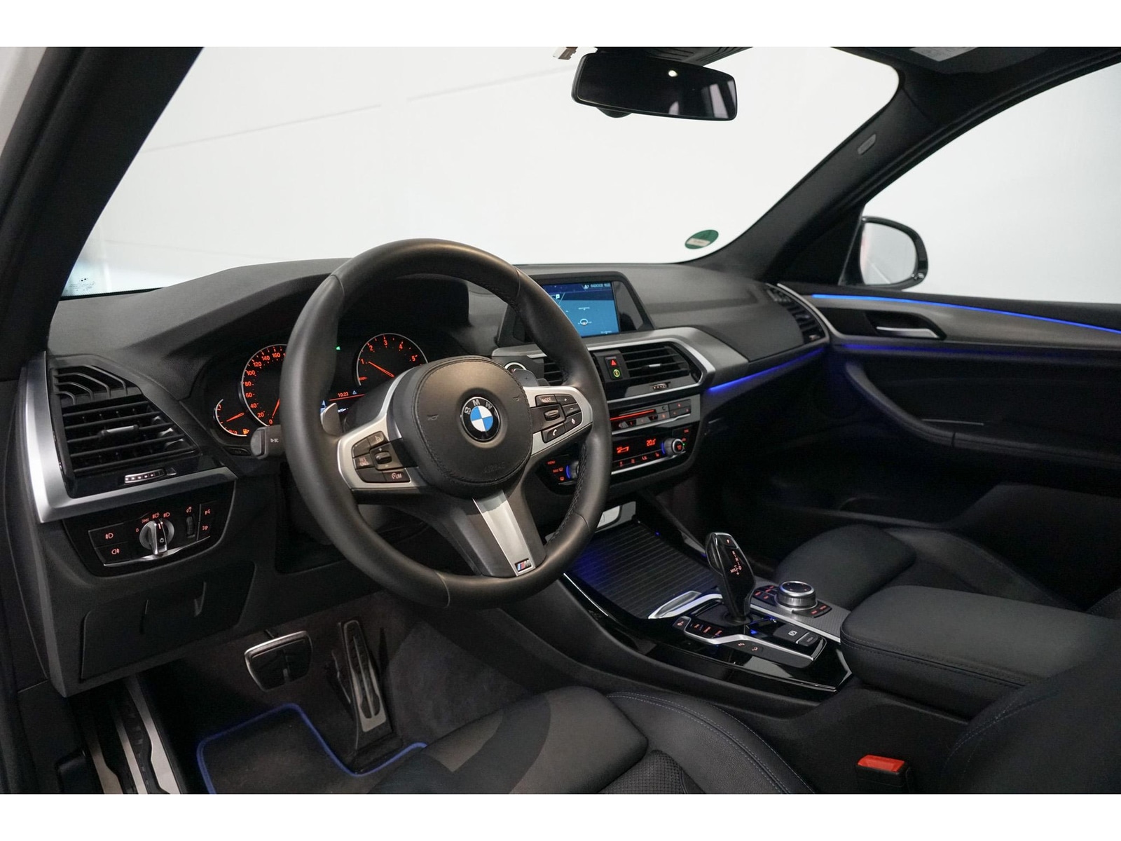 Foto van BMW X3 Xdrive20i