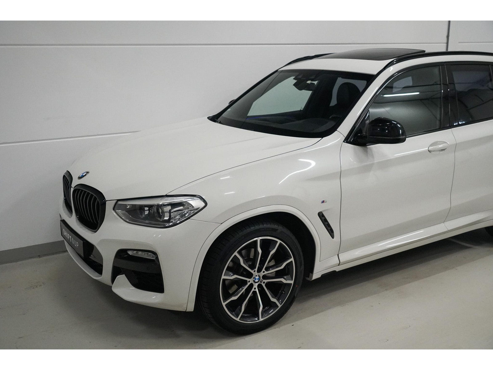 Foto van BMW X3 Xdrive20i