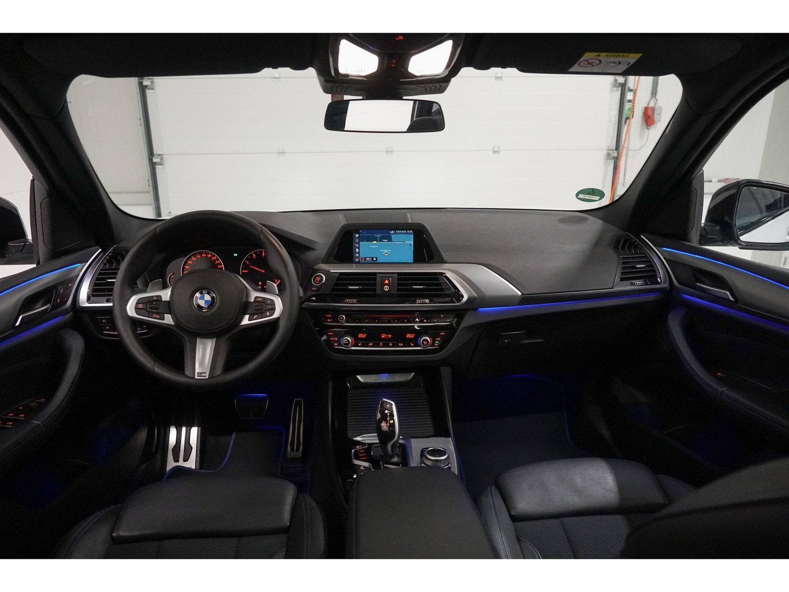 Foto van BMW X3 Xdrive20i