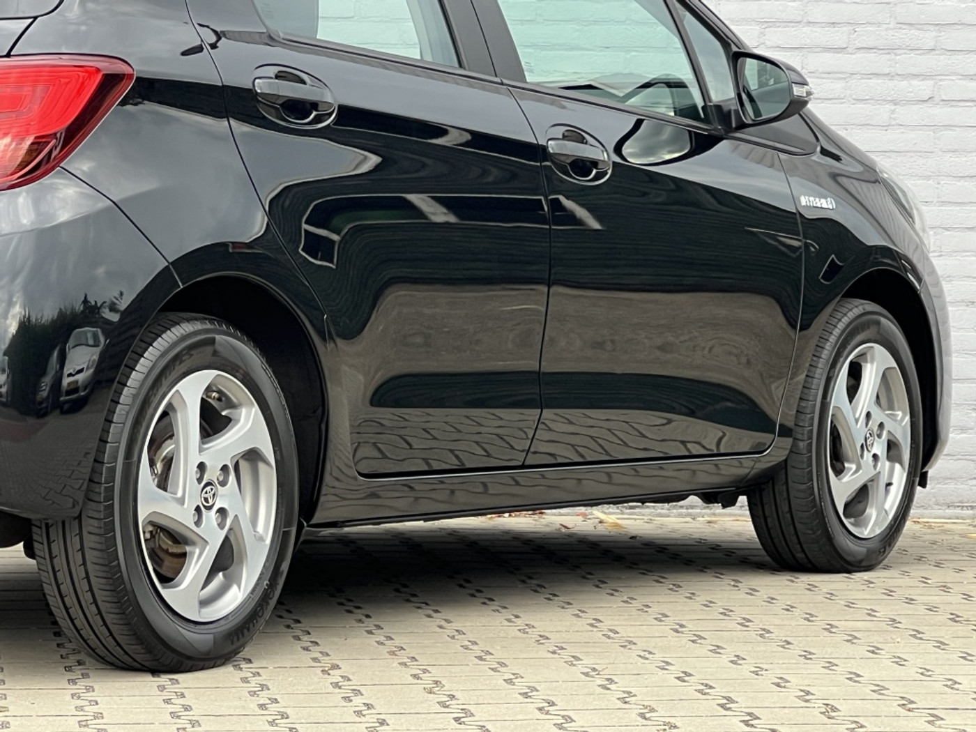 Foto van Toyota Toyota Yaris Hybrid
