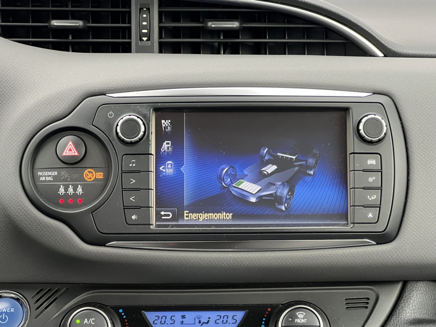 Foto van Toyota Toyota Yaris Hybrid