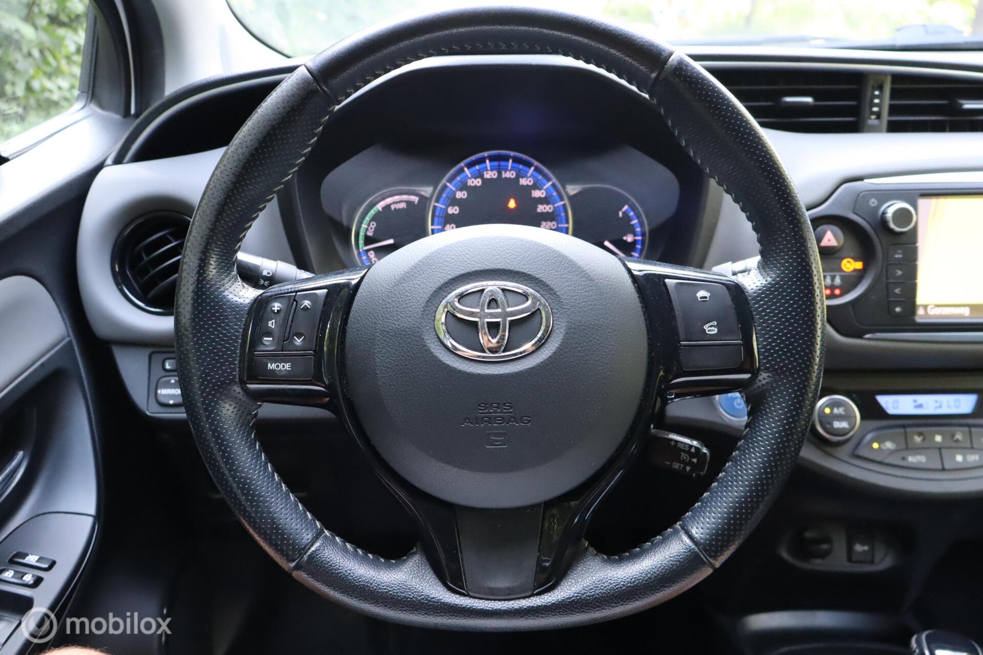Foto van Toyota Toyota Yaris Hybrid