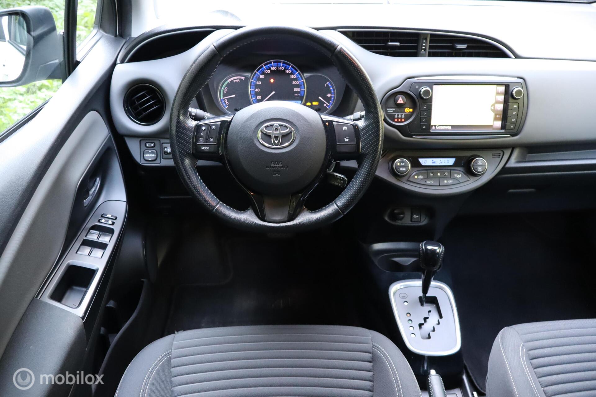 Foto van Toyota Toyota Yaris Hybrid