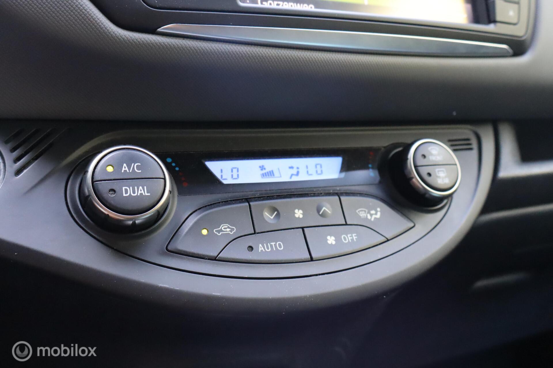Foto van Toyota Toyota Yaris Hybrid