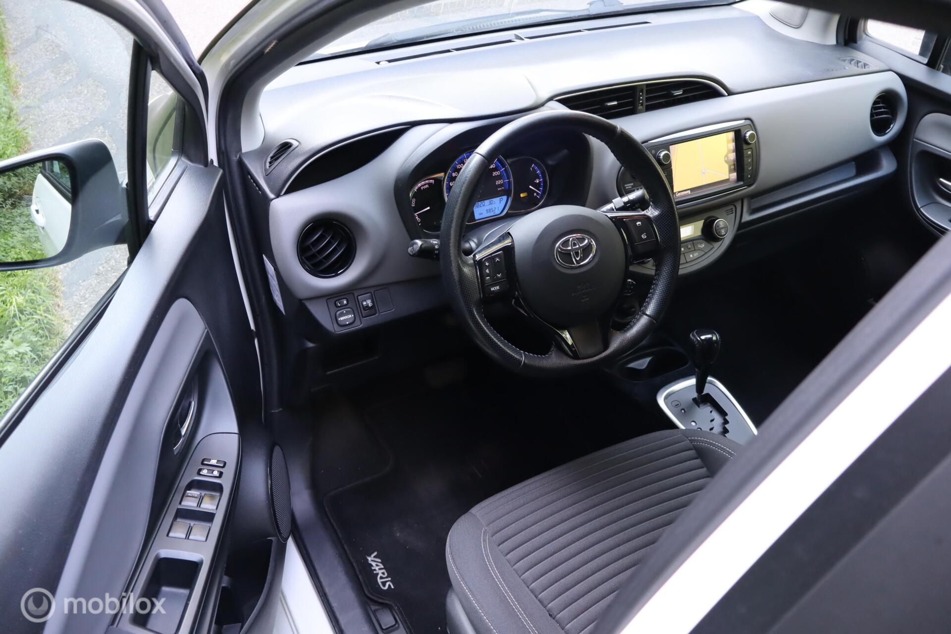 Foto van Toyota Toyota Yaris Hybrid