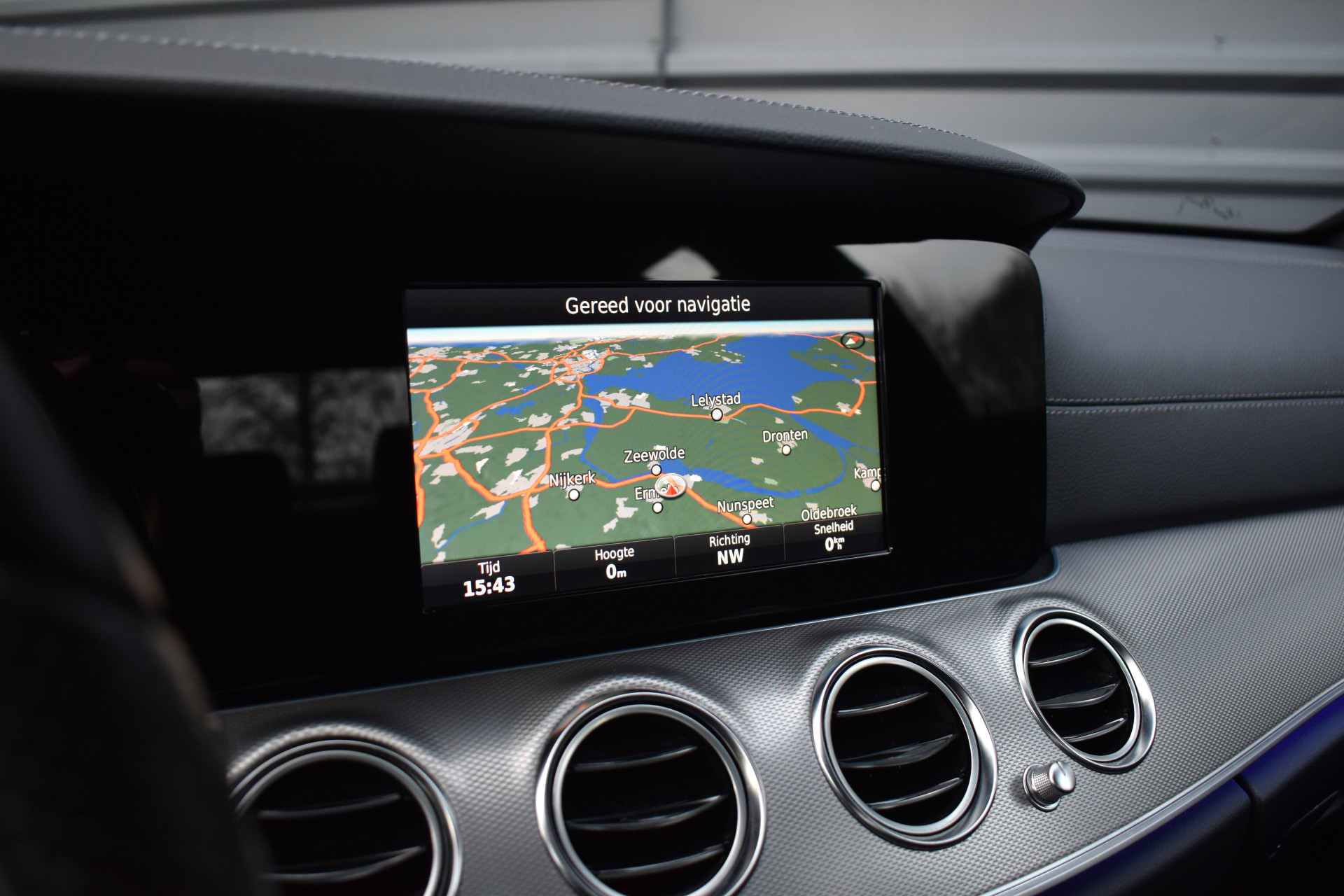 Foto van Mercedes-Benz E 220 D