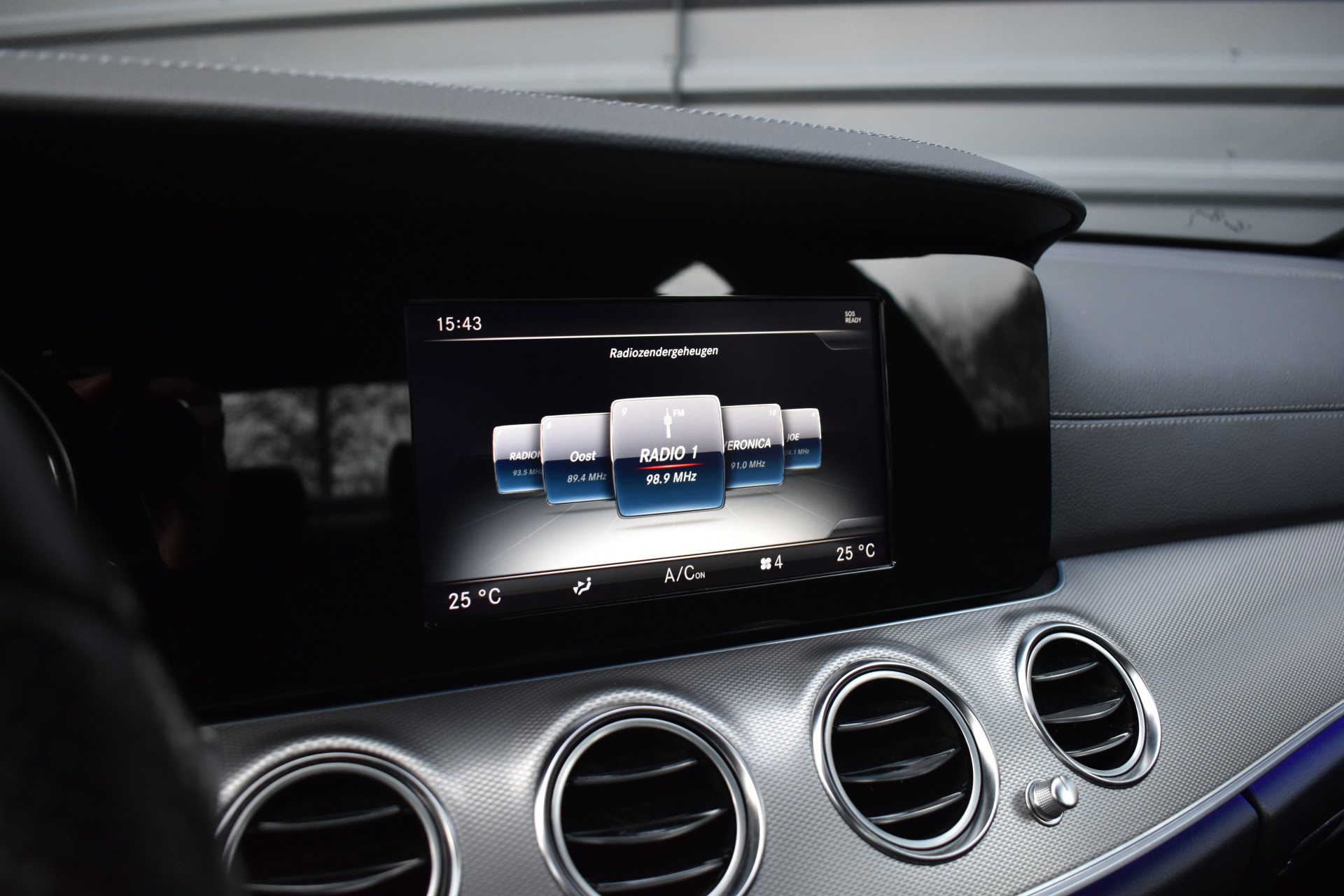 Foto van Mercedes-Benz E 220 D