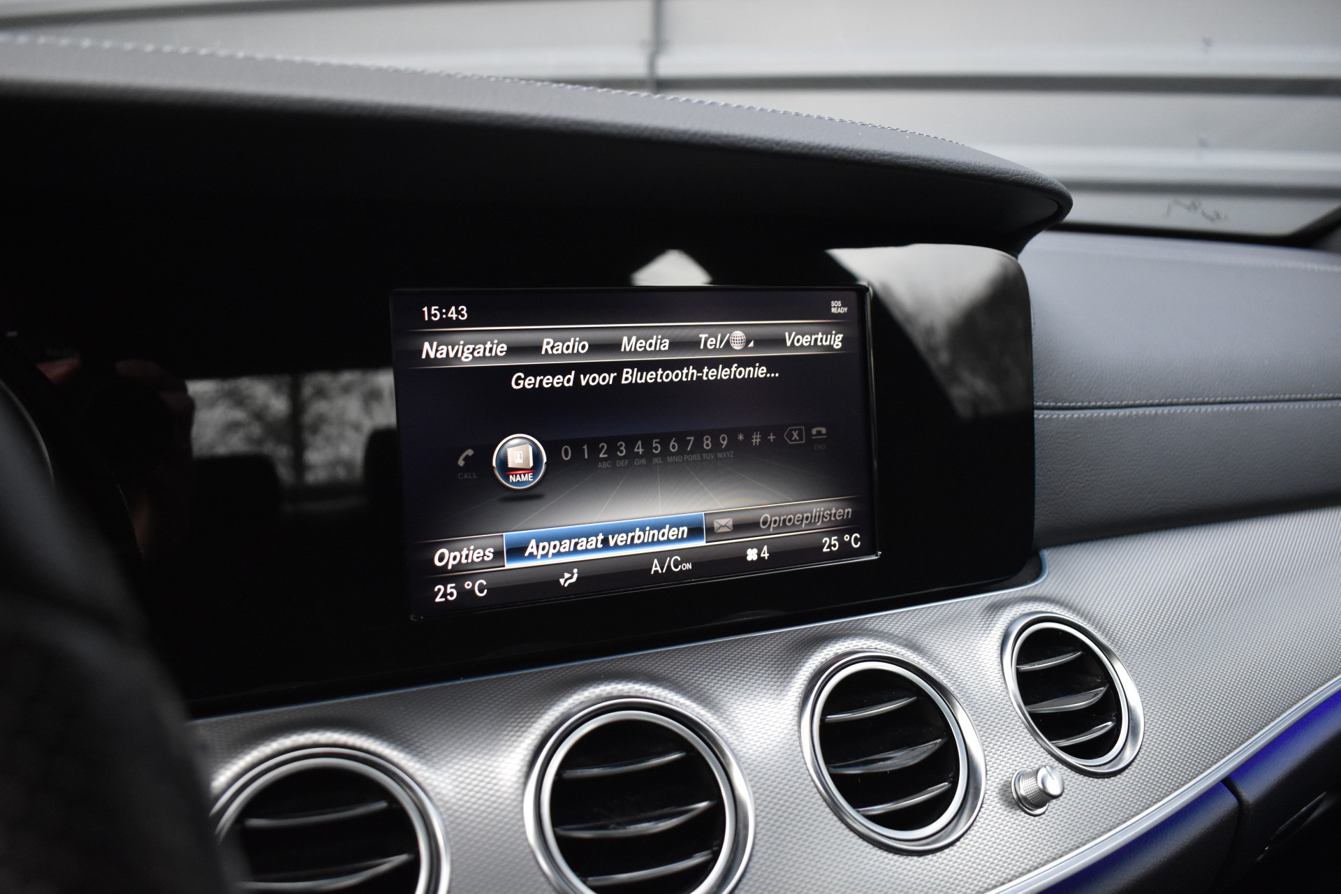 Foto van Mercedes-Benz E 220 D