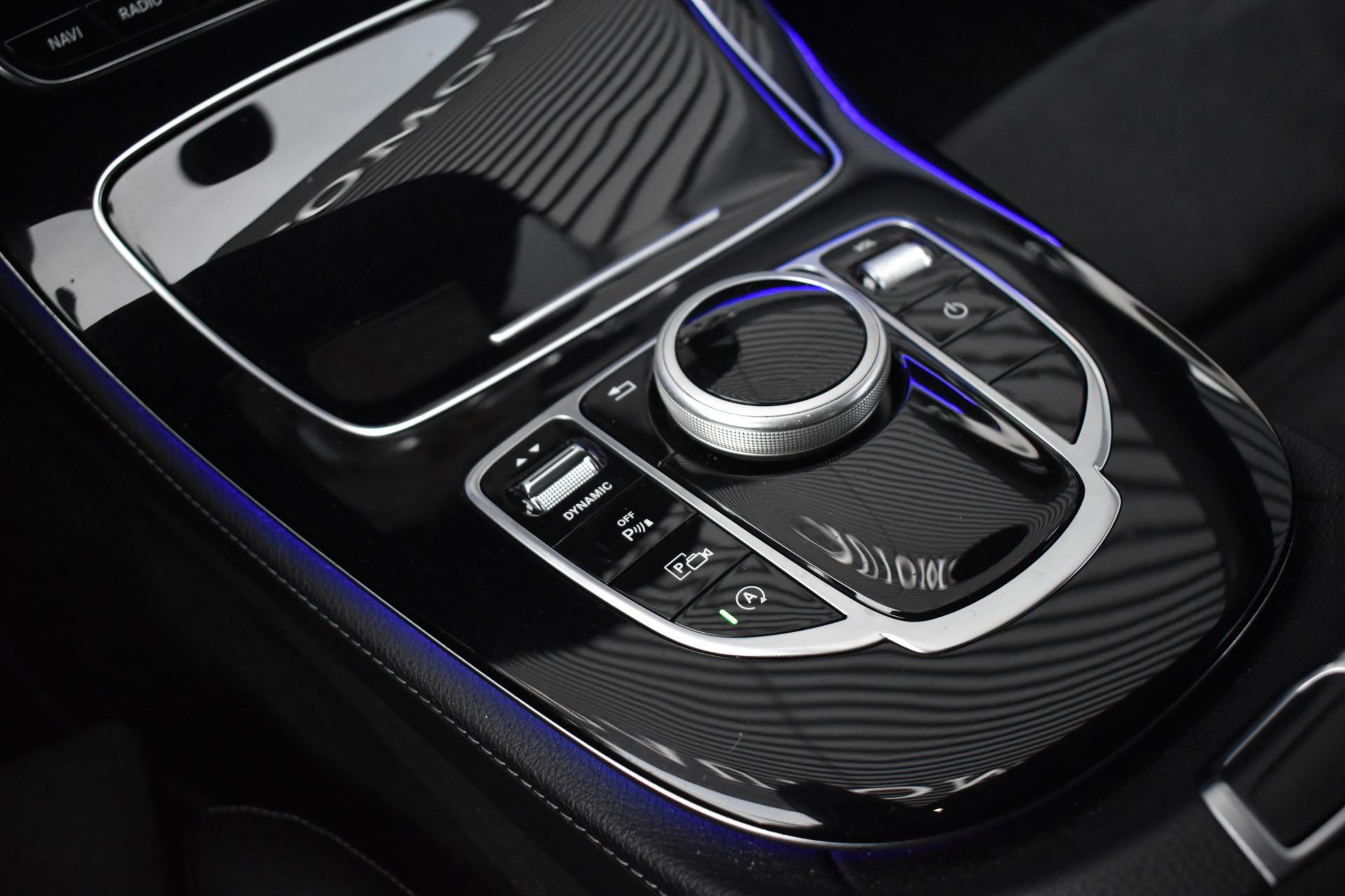 Foto van Mercedes-Benz E 220 D