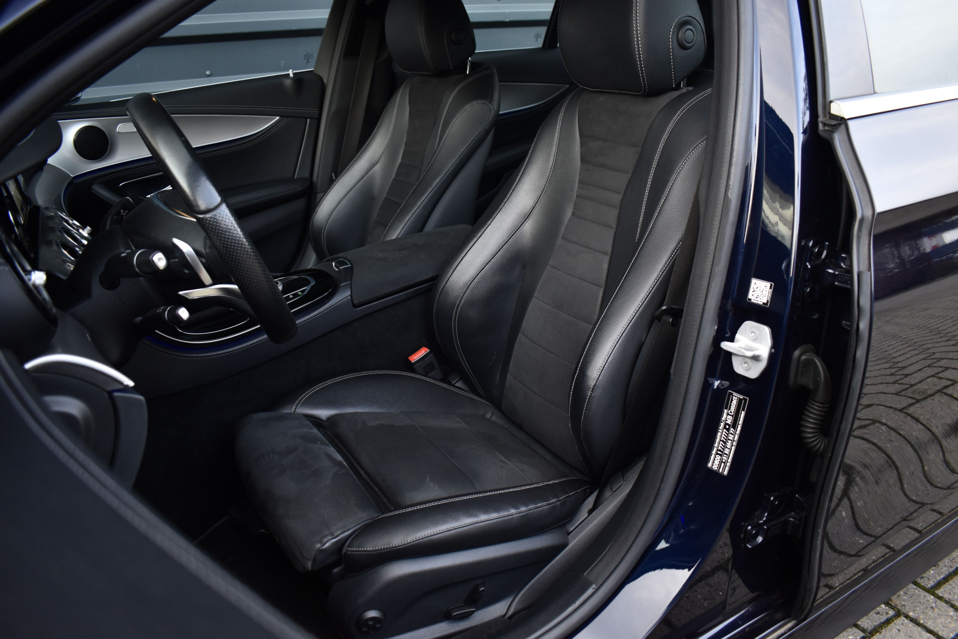 Foto van Mercedes-Benz E 220 D