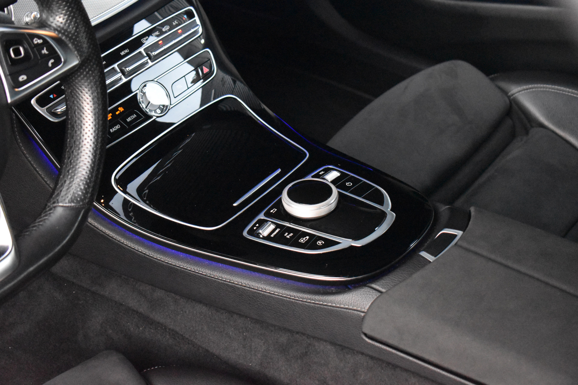 Foto van Mercedes-Benz E 220 D