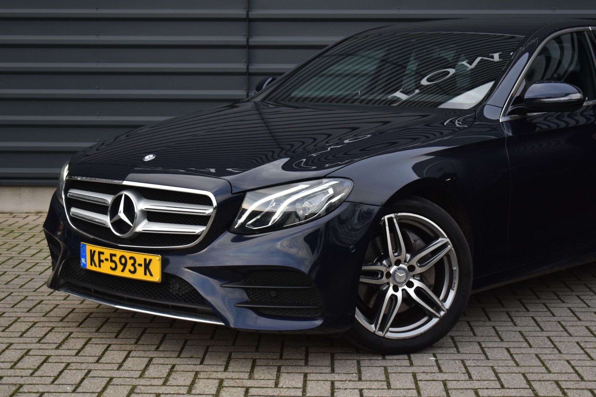 Foto van Mercedes-Benz E 220 D