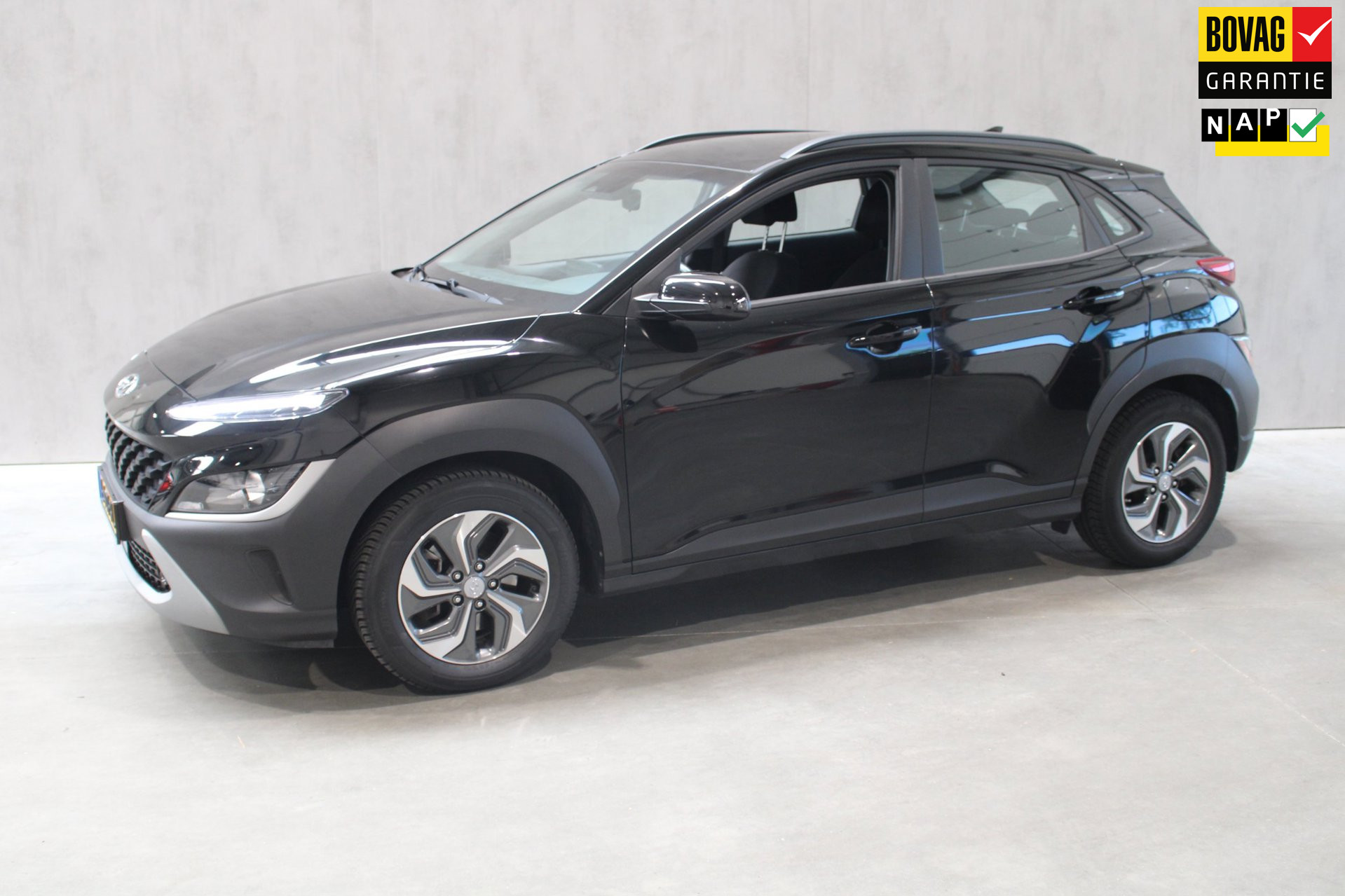 Hyundai Kona 1.6 GDI HEV Comfort Carplay/Camera/12 maanden bovag prijs is rijklaar 2021 - voorkant