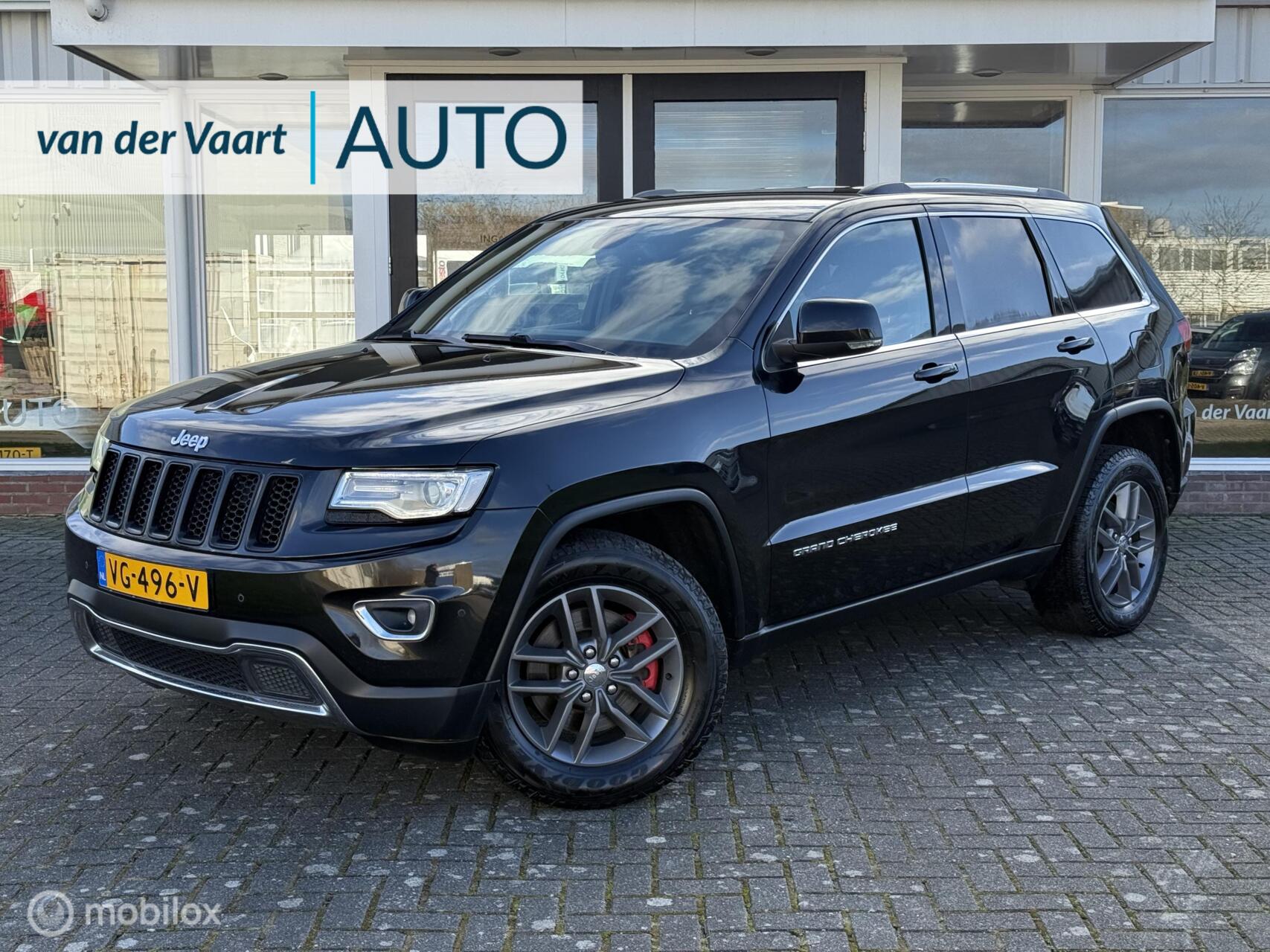 Jeep Grand Cherokee 3.0 CRD Laredo / Grijs kenteken / Leder 2014 - voorkant