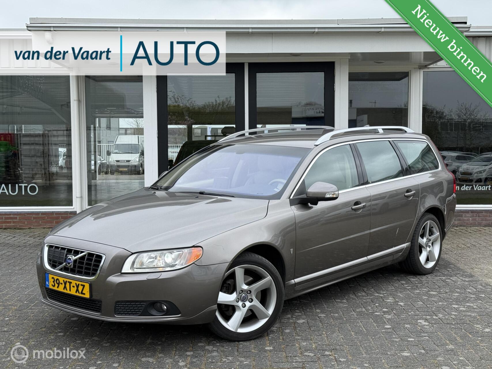 Volvo V70 3.0 T6 AWD Summum  / ORIGINEEL NL / Premium Audio 2007 - voorkant