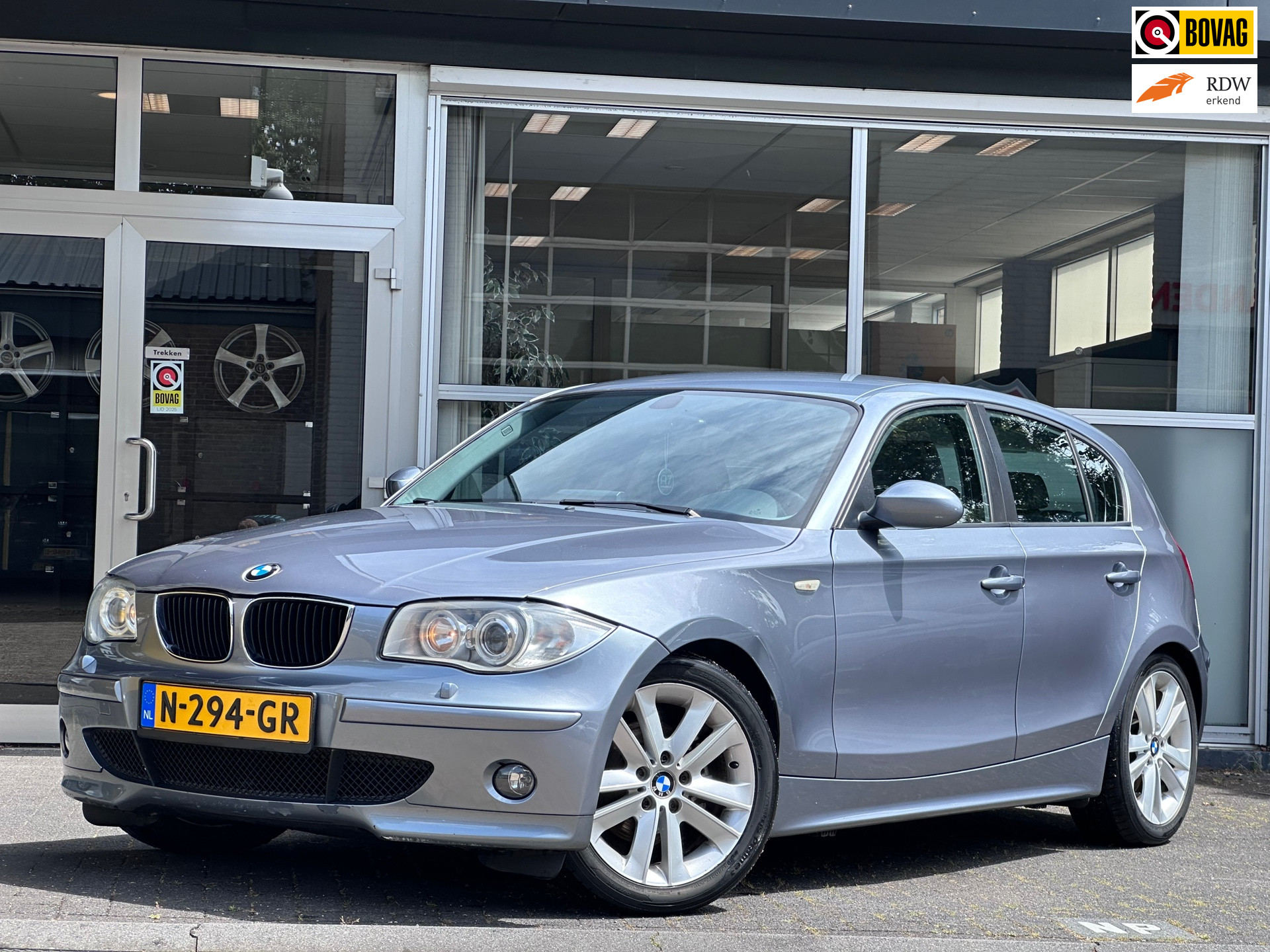 BMW 120i 120i 150PK / CLIMA / SCHERM / ELEKT RAMEN 2004 - voorkant