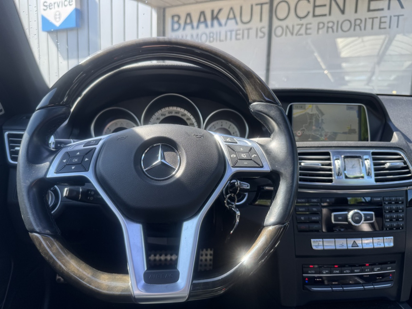 Foto van Mercedes-Benz E 400